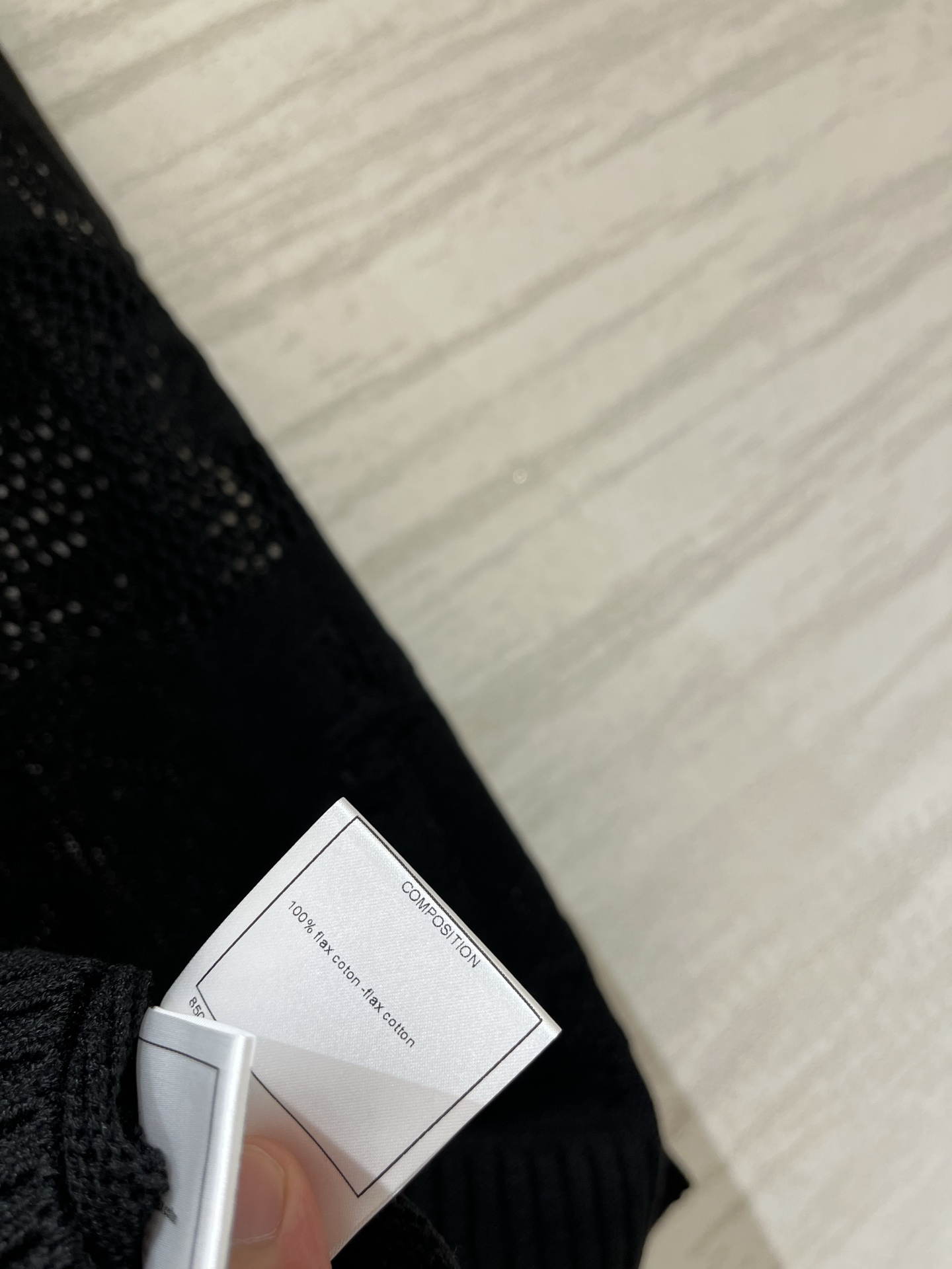 CHANEL 镂空V领背心款 logo图案修饰点缀 上身高级氛围感🈵️🈵️ 两色SML