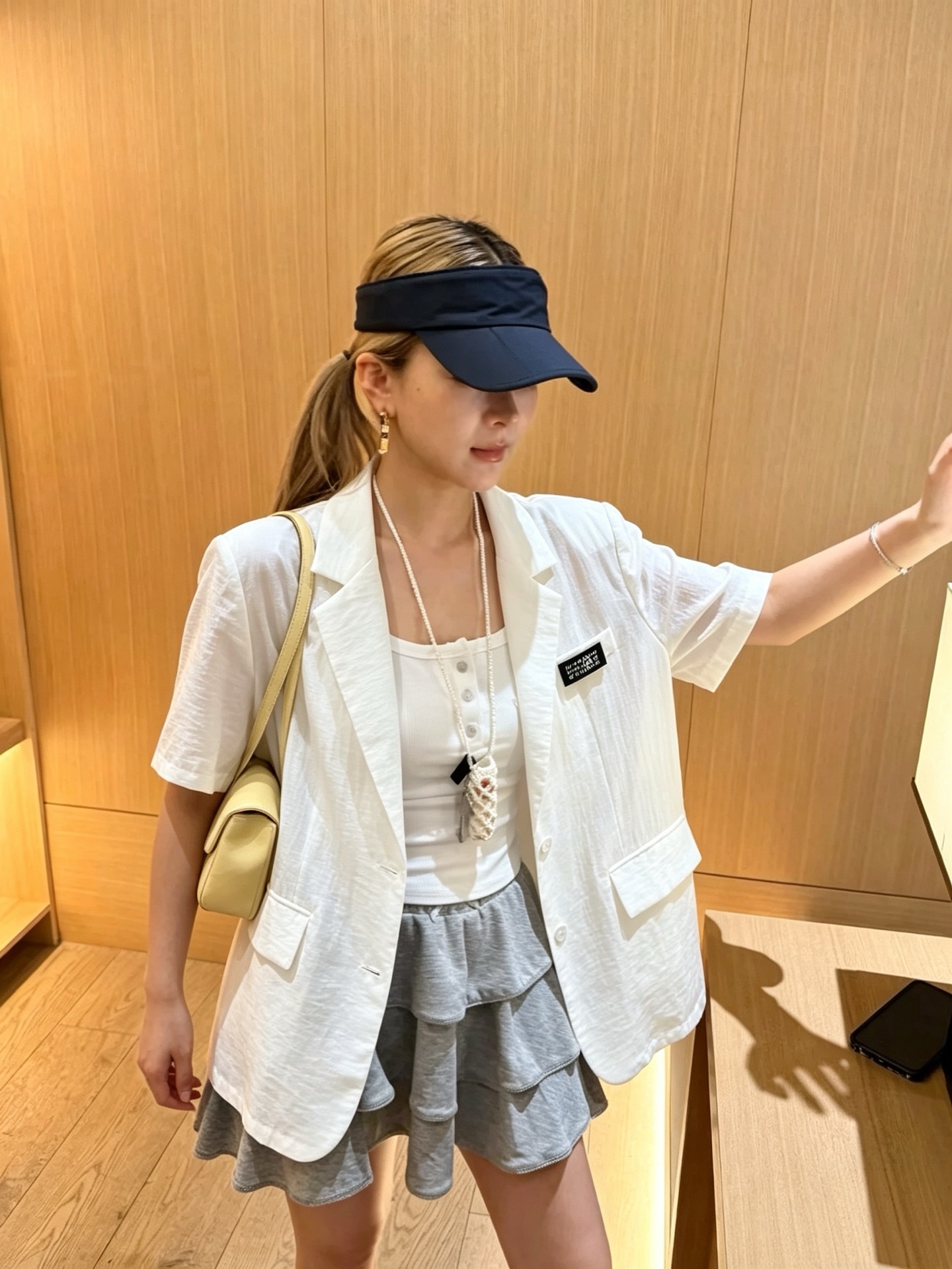 NO:922888,,,19860909,,,Women's clothing