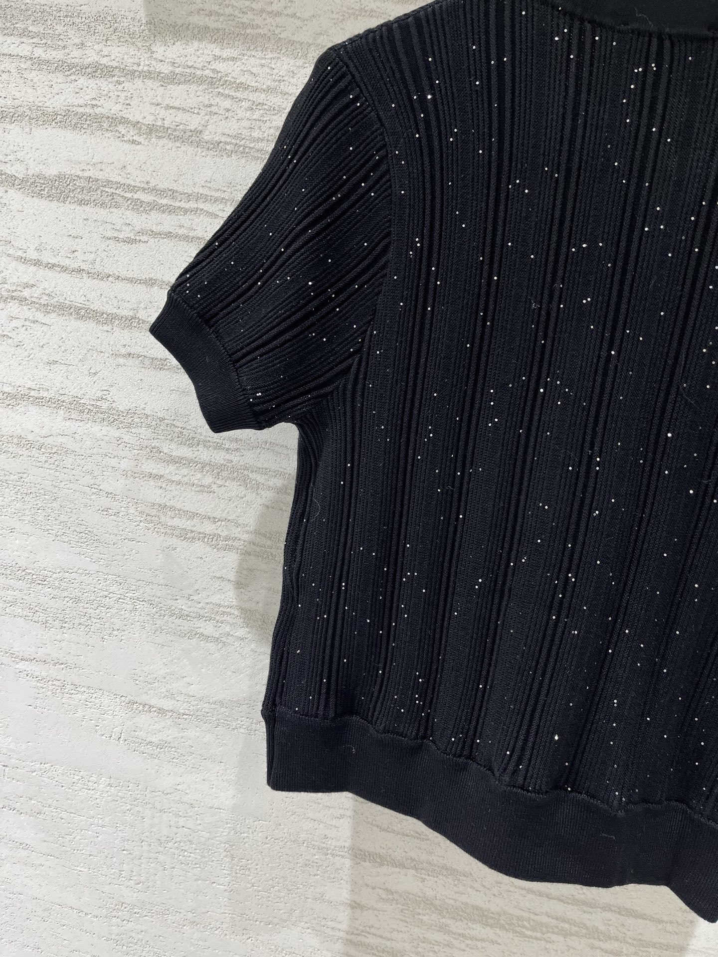 Balmain 26夏季新款 V领开衫短袖款 logo图案修饰点缀 上身高级氛围感十足 两色SML