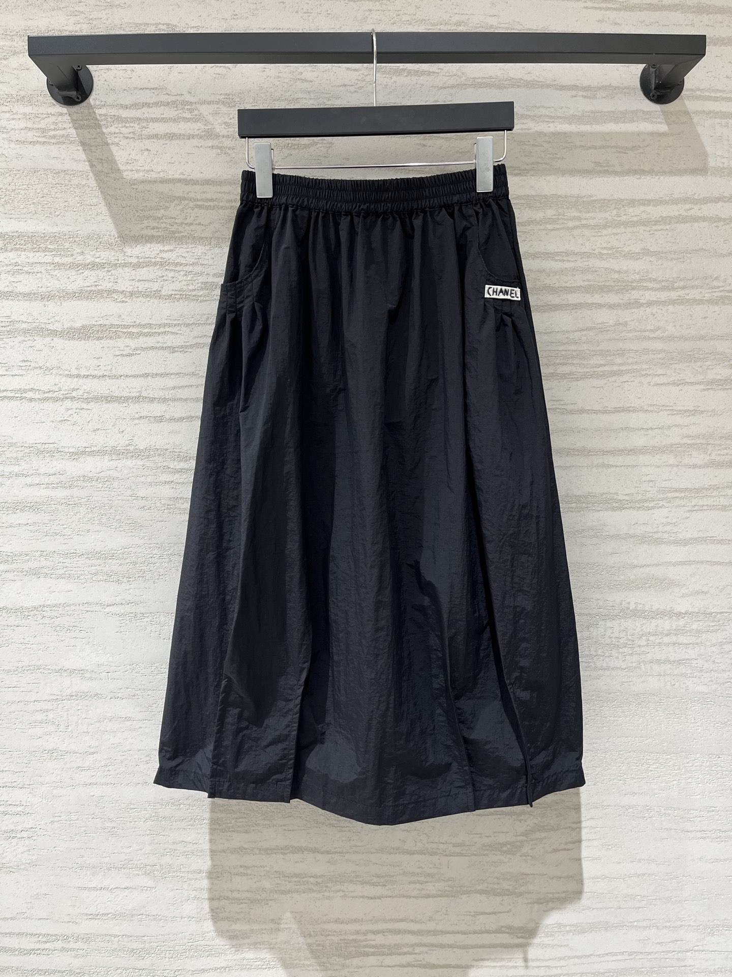CHANEL 26中古款 口袋Logo半裙，撞色logo装饰搭配，完美版型百搭不出错，码数SML，
