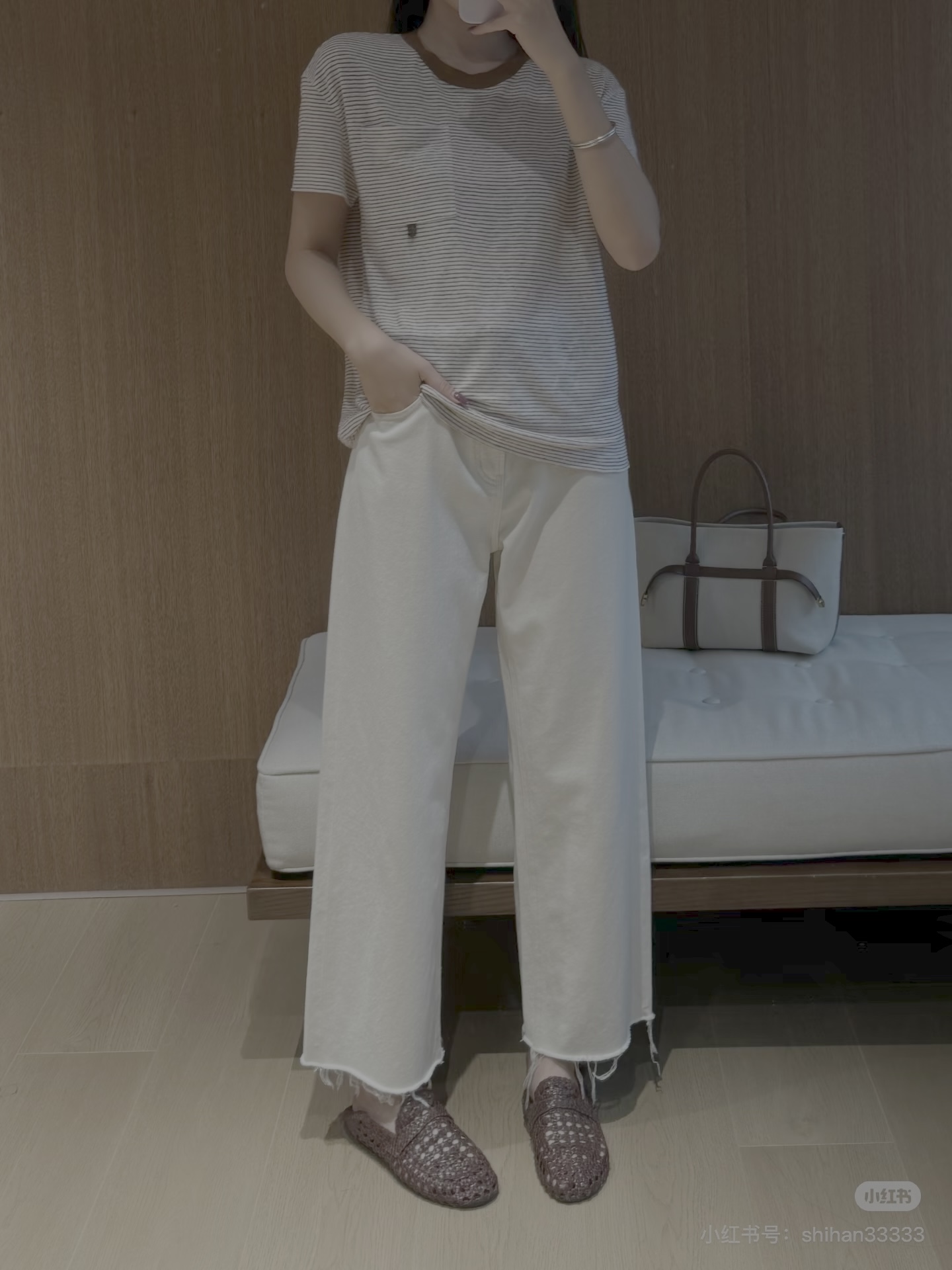 NO:928115,,,19860909,,,Women's clothing