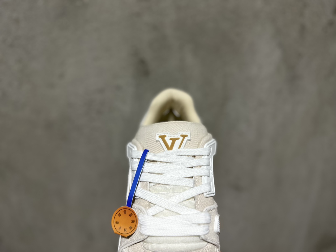 450  Virgil Abloh亲自操刀设计全新LV路易威登Louis Vuitton Trainer Sneaker Low休闲运动文化百搭篮球板鞋