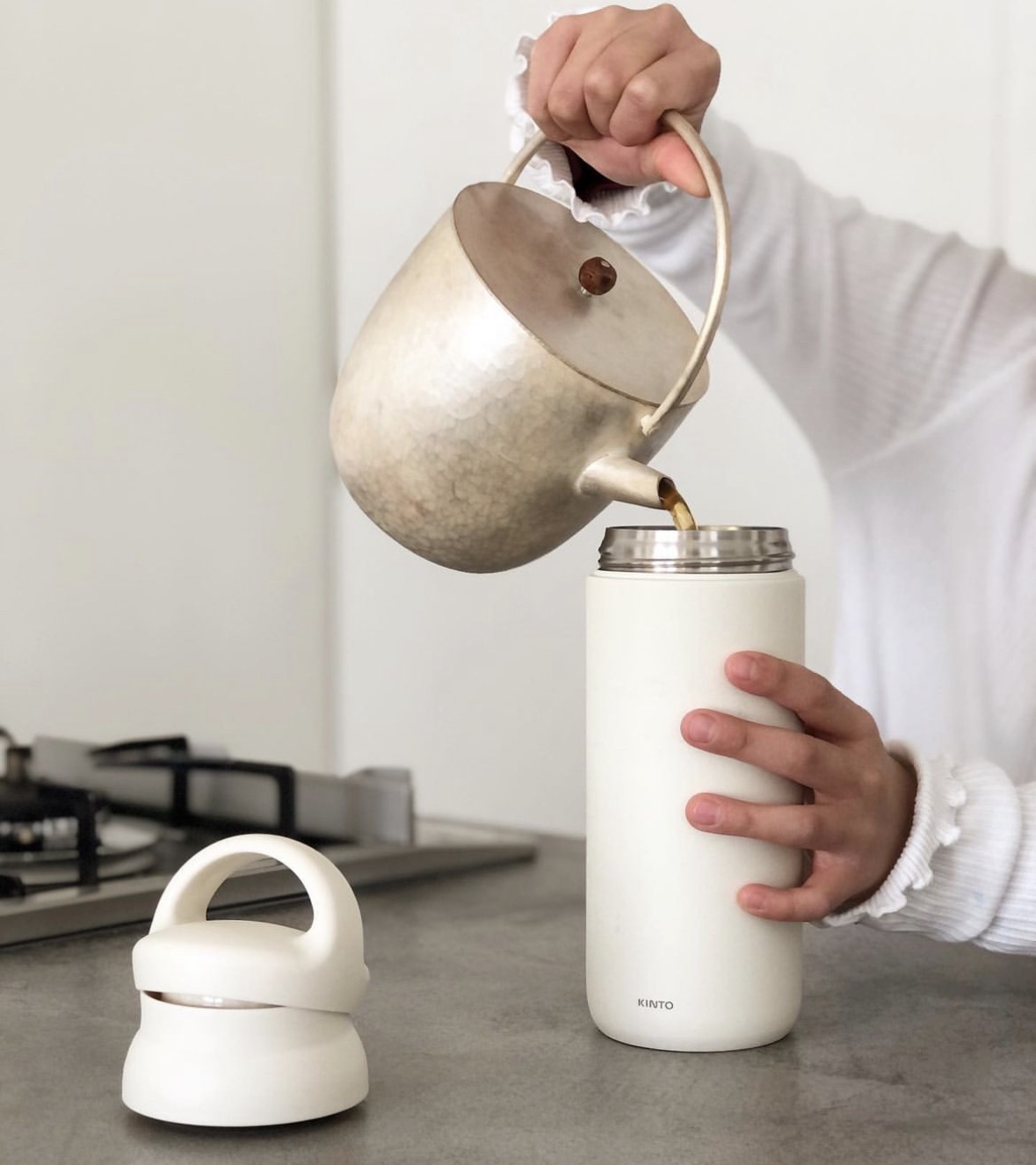 Designed for both hot and cold beverages, this 500ml stainless steel ins - Comprehensive 6