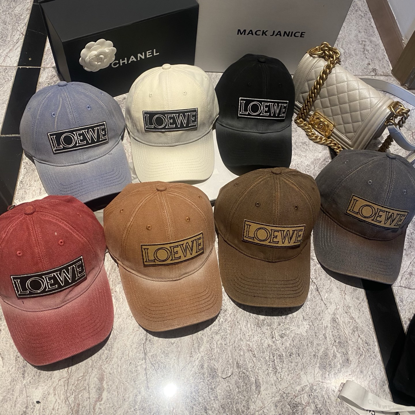 NO:365091,Loewe Loewe Baseball hat Fisherman hat Baseball hat Knit hat, hat, loewe, loewe, espadrilles, hatsLoewe罗意威 棒球帽帽子渔夫帽棒球帽针织帽,帽子,loewe,loewe,espadrilles,hats,hat