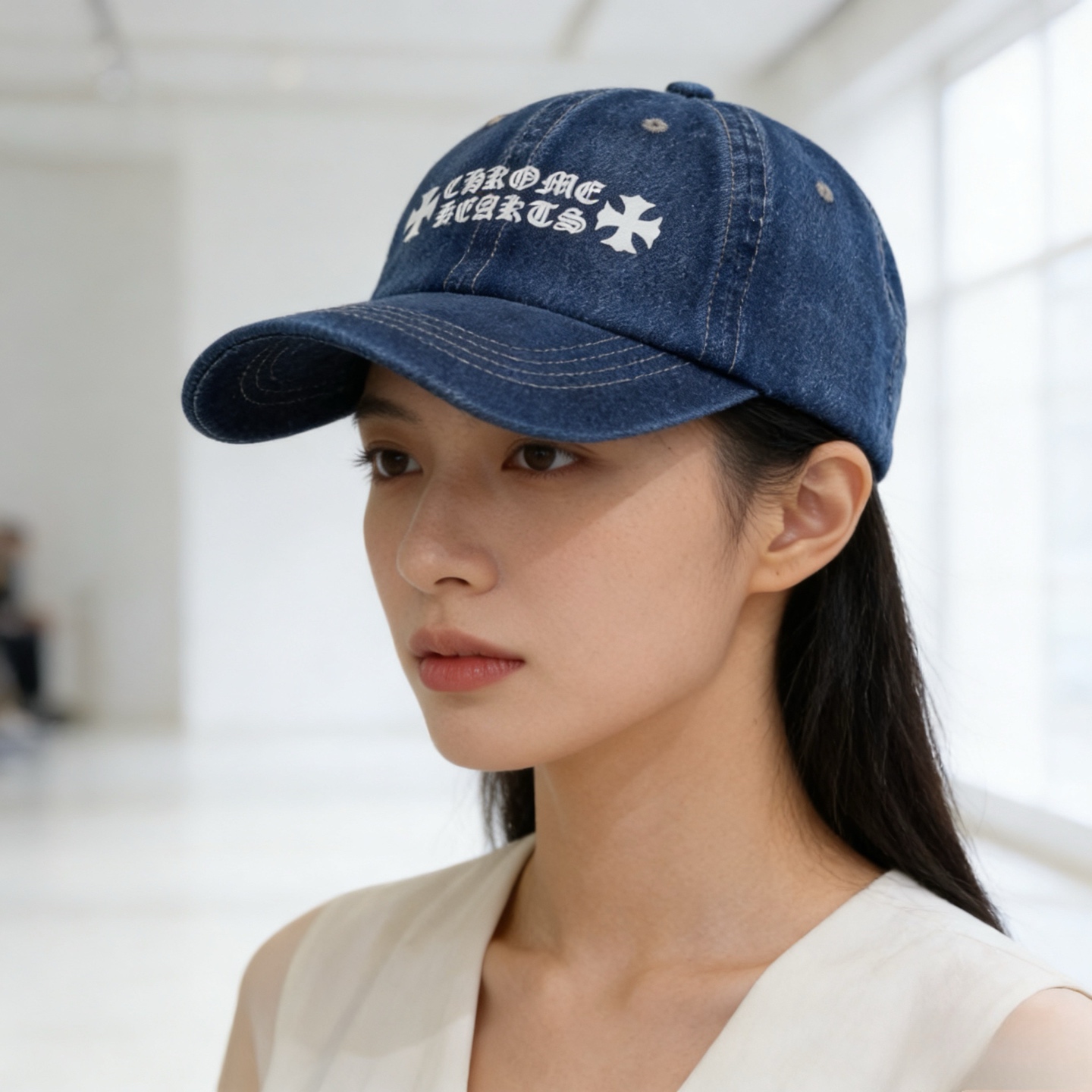 🎀克罗心牛仔棒球帽，黑、深、浅三种牛仔色调覆盖了不同穿搭场景，结合标志性的潮流符号，辨识度与个性感极强，