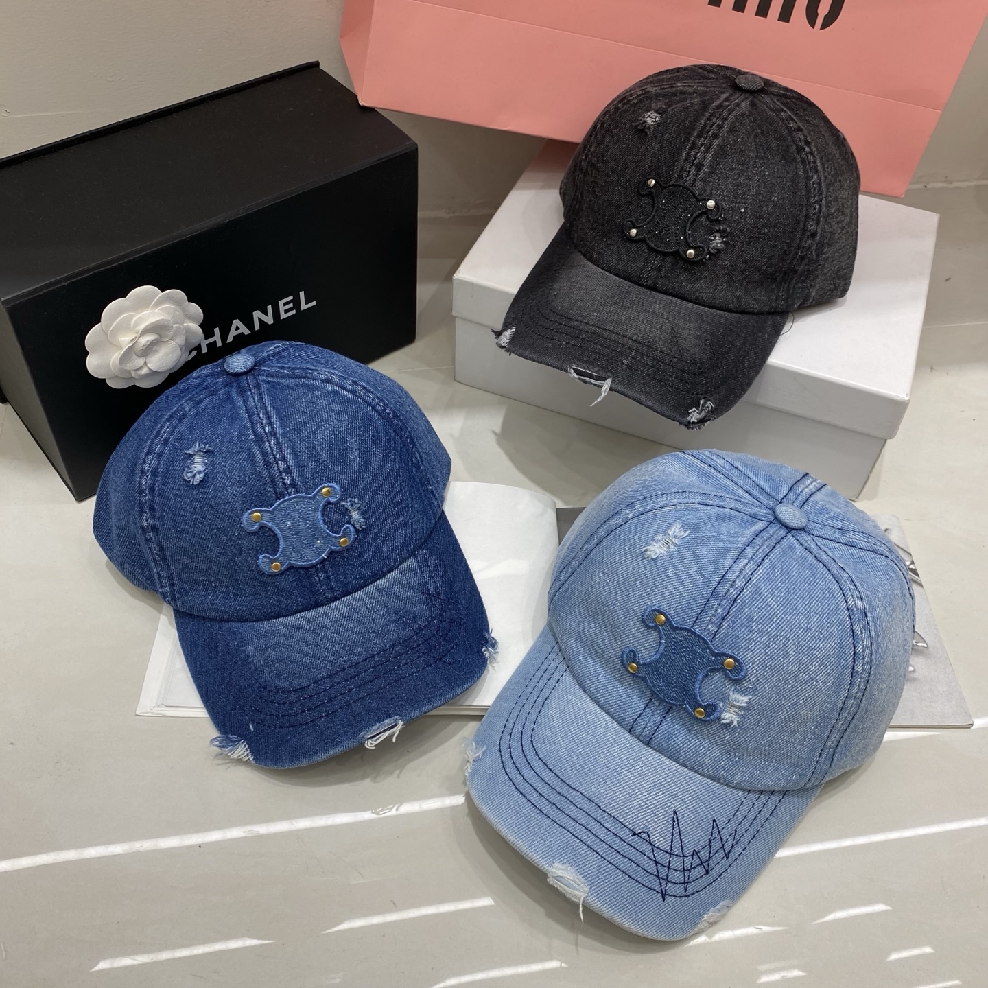 NO:743175,Special price with dust bag. [Celine] 2026 new simple denim baseball cap, everyday versatile hat, straw hat, fisherman hat, baseball cap, hat, celine, celine, espadrilles, hats19860909特价配防尘袋.【Celine赛琳】2026新款简约牛仔棒球帽,日常百搭帽子草帽渔夫帽棒球帽,帽子,celine,celine,espadrilles,hats,hat