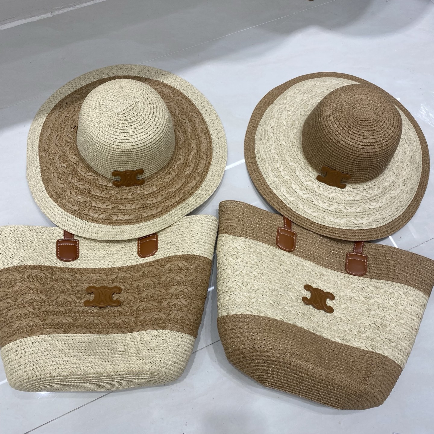 Loewe 沙滩大檐帽+沙滩包