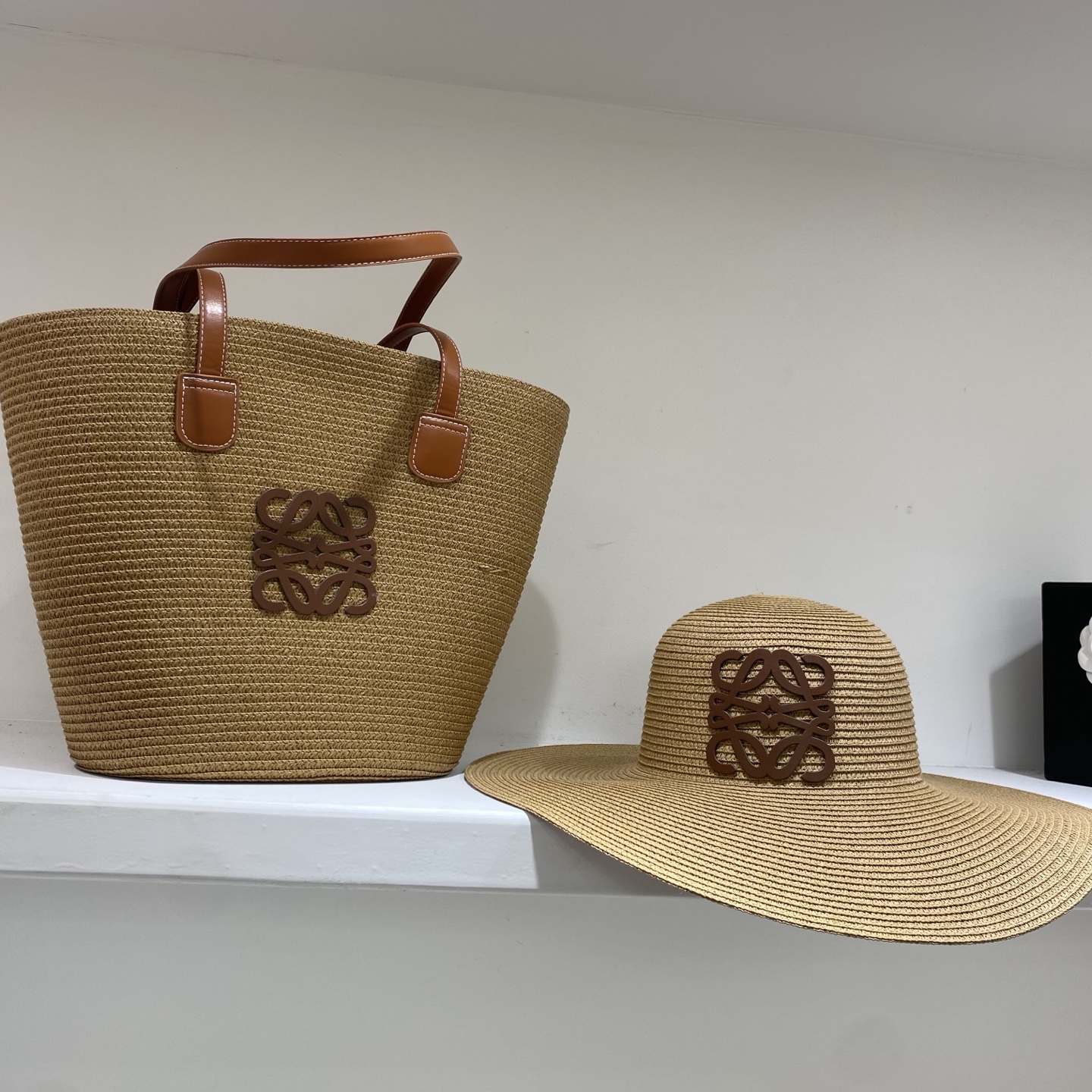 Loewe #LOEWE