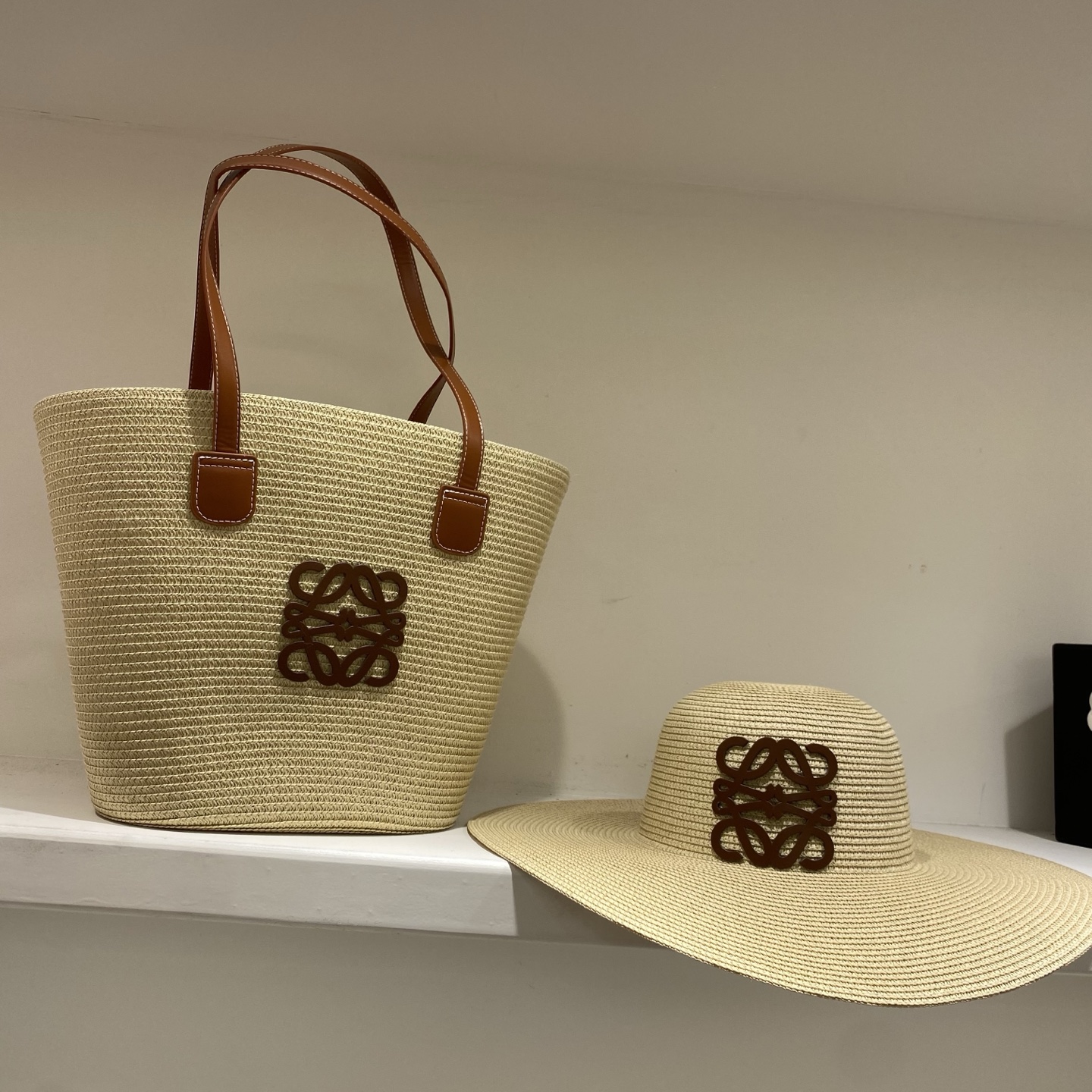 Loewe #LOEWE