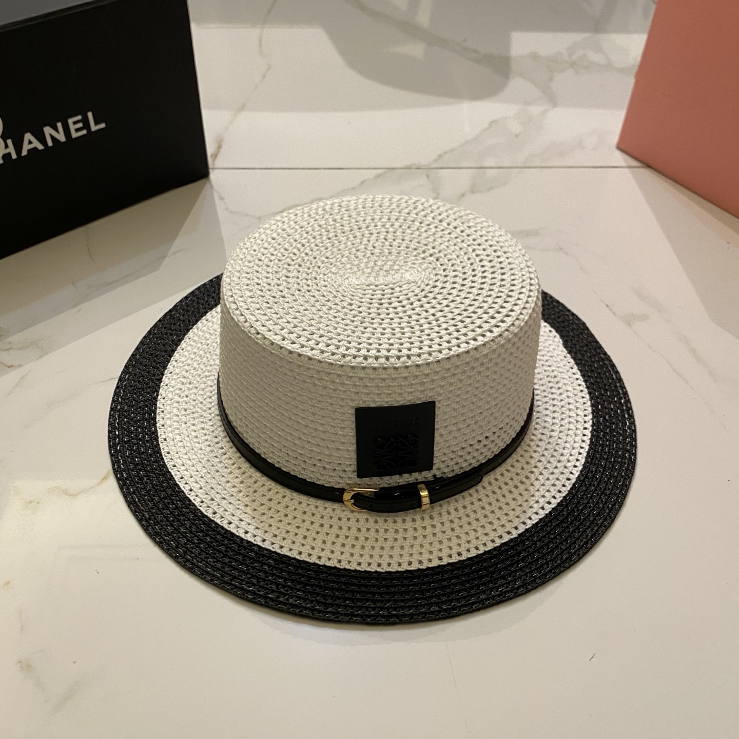Loewe 镂空平顶帽