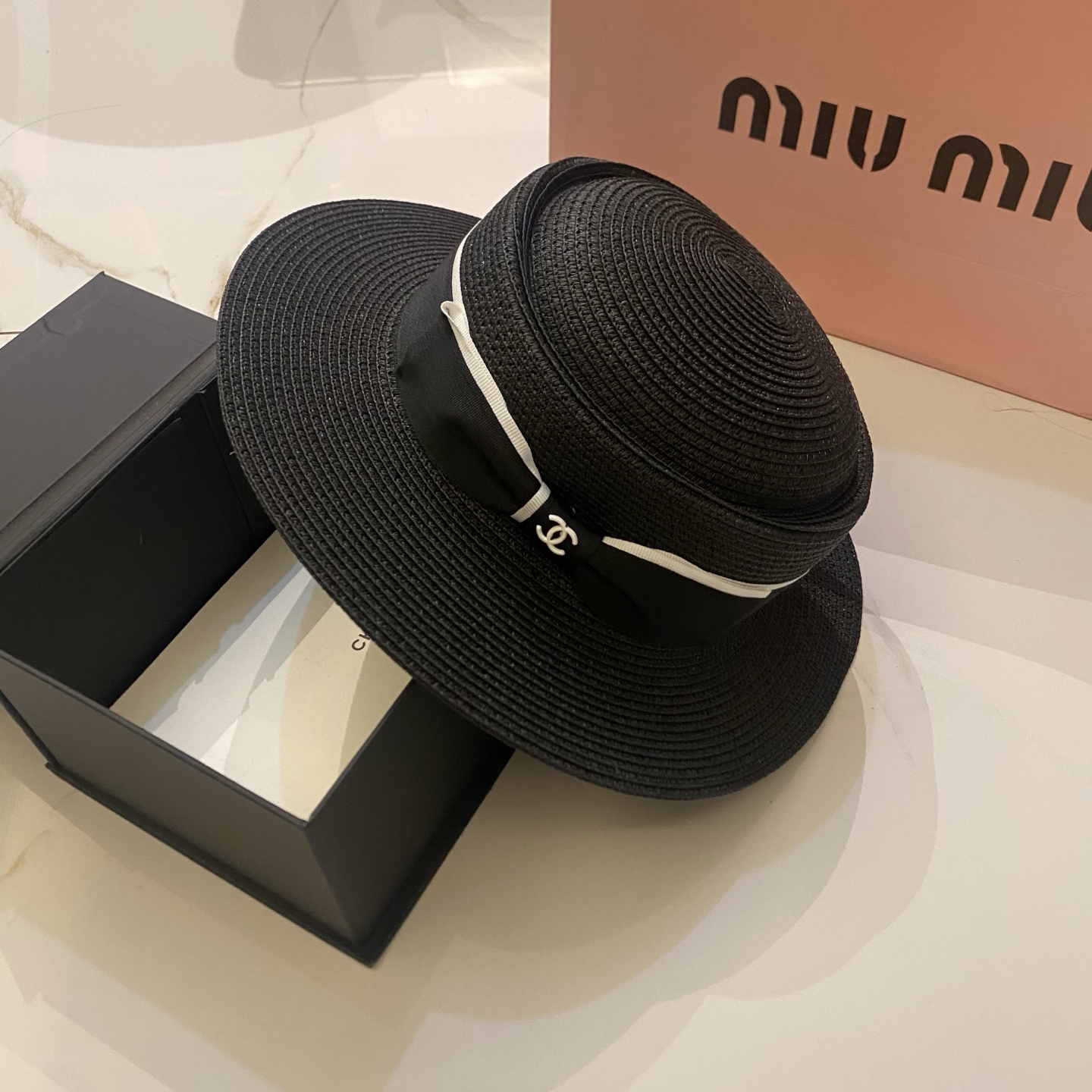 CHANEL 经典蝴蝶结小圆帽 优雅气质女神出游必备单品🖤