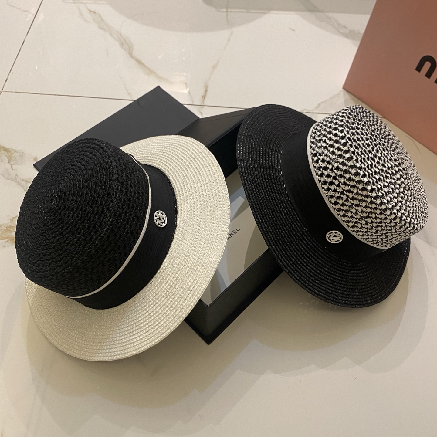 M米歇尔 经典黑白色平顶帽 简约百搭⚪️⚫️