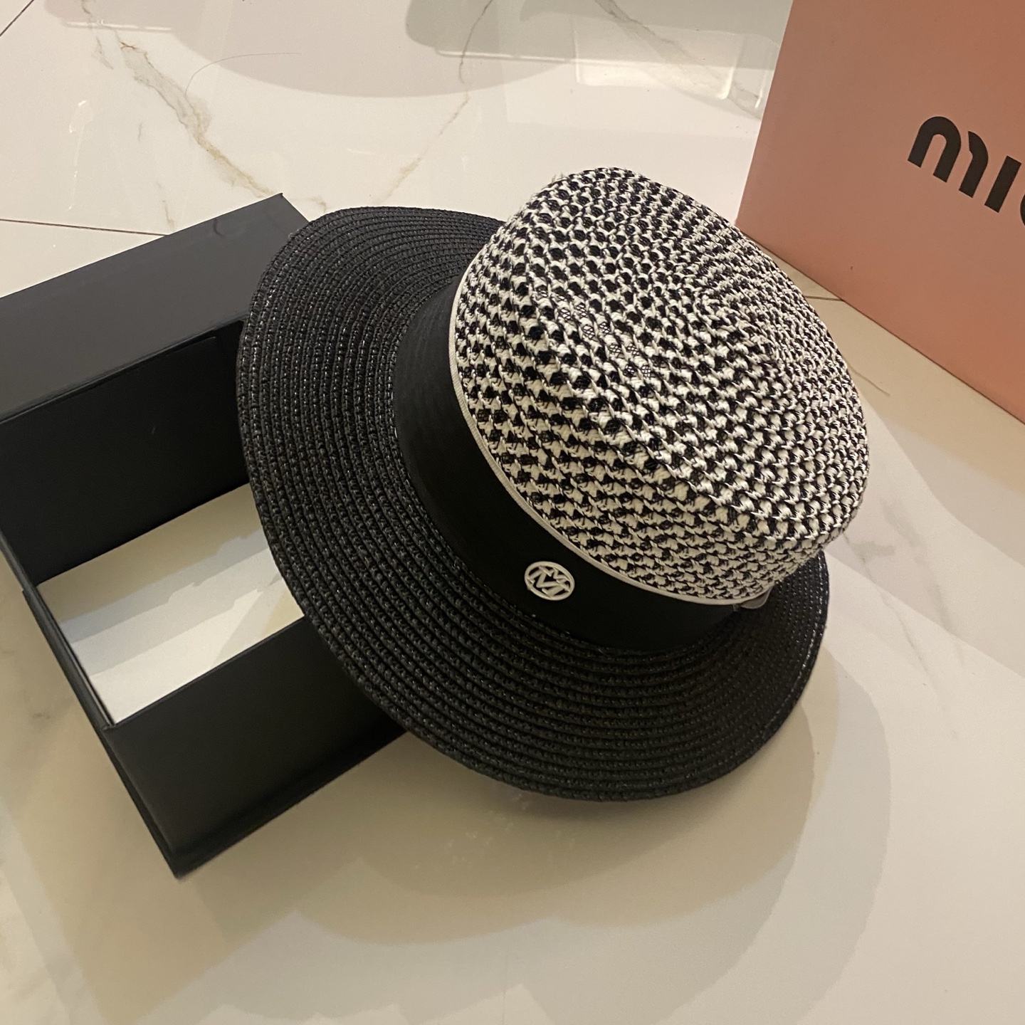 M米歇尔 经典黑白色平顶帽 简约百搭⚪️⚫️