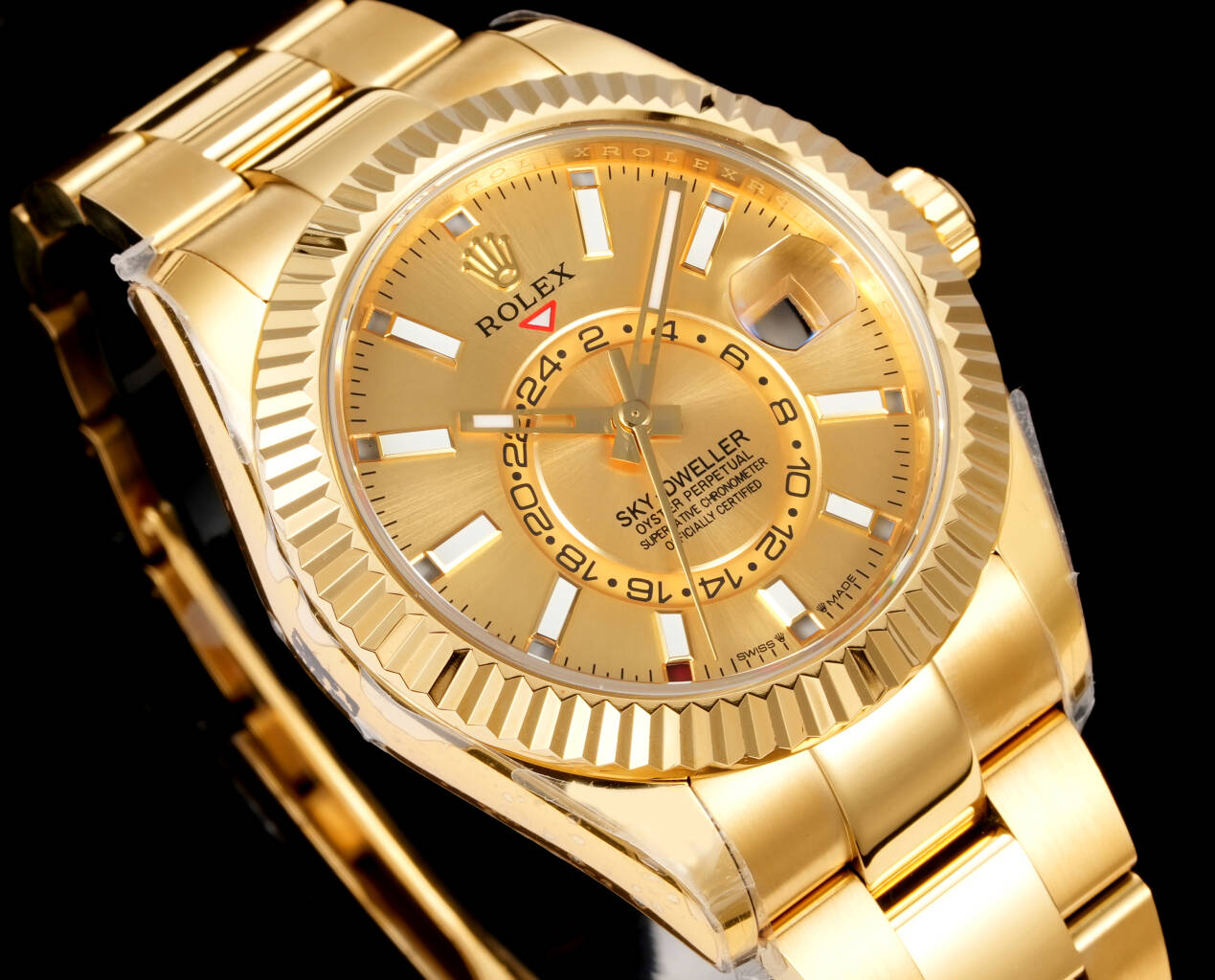 Rolex（劳力士） Style Beige Watches Lookbook Reference image 2
