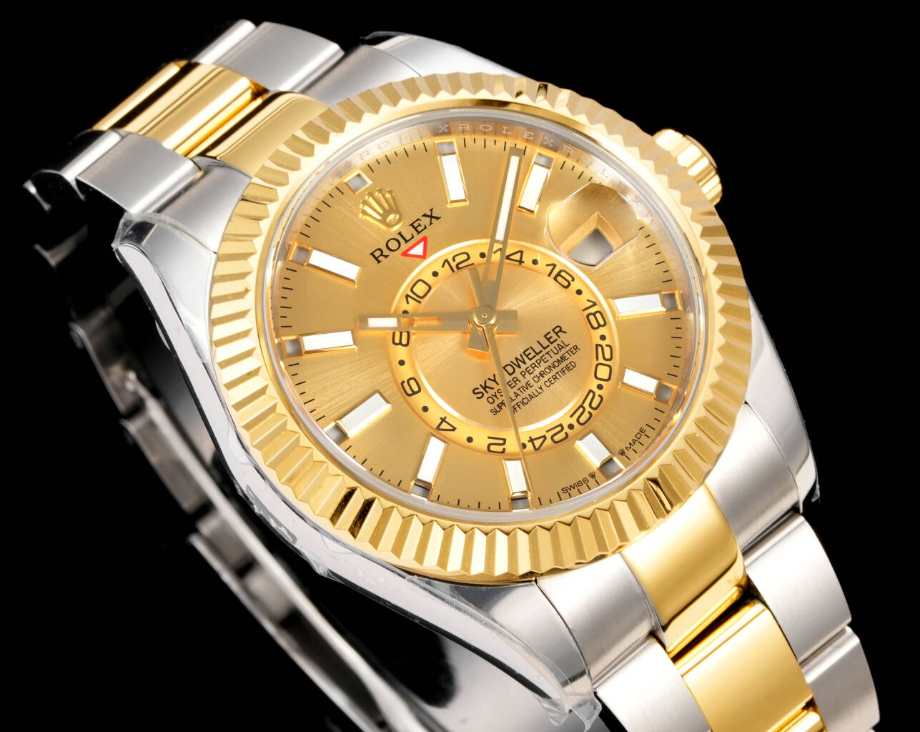Rolex（劳力士） Style Beige Watches Lookbook Reference image 2