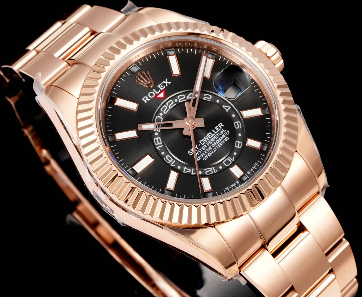 Rolex（劳力士） Style Beige Watches Lookbook Reference image 2