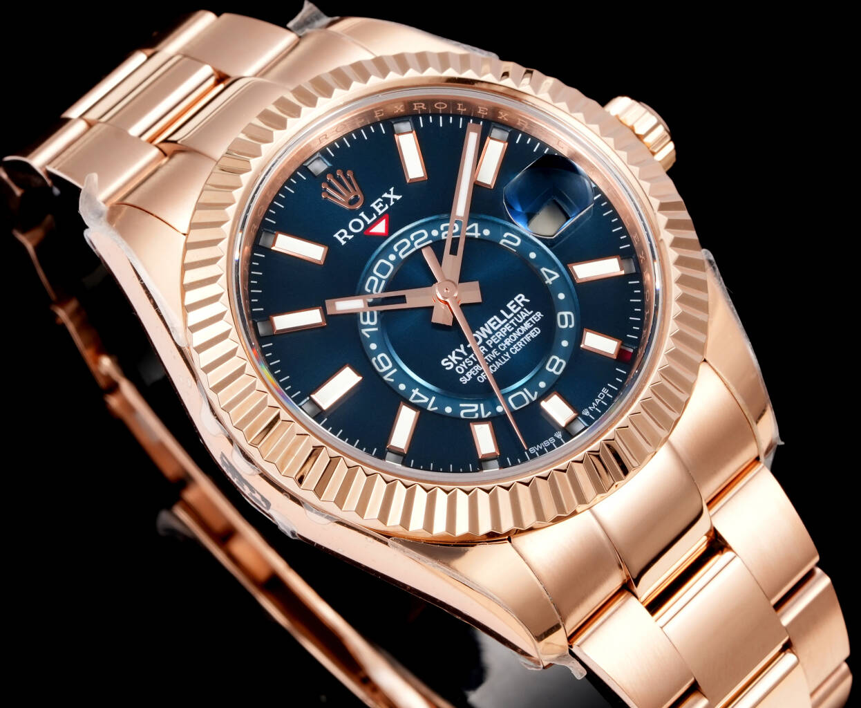 Rolex（劳力士） Style Beige Watches Lookbook Reference image 2
