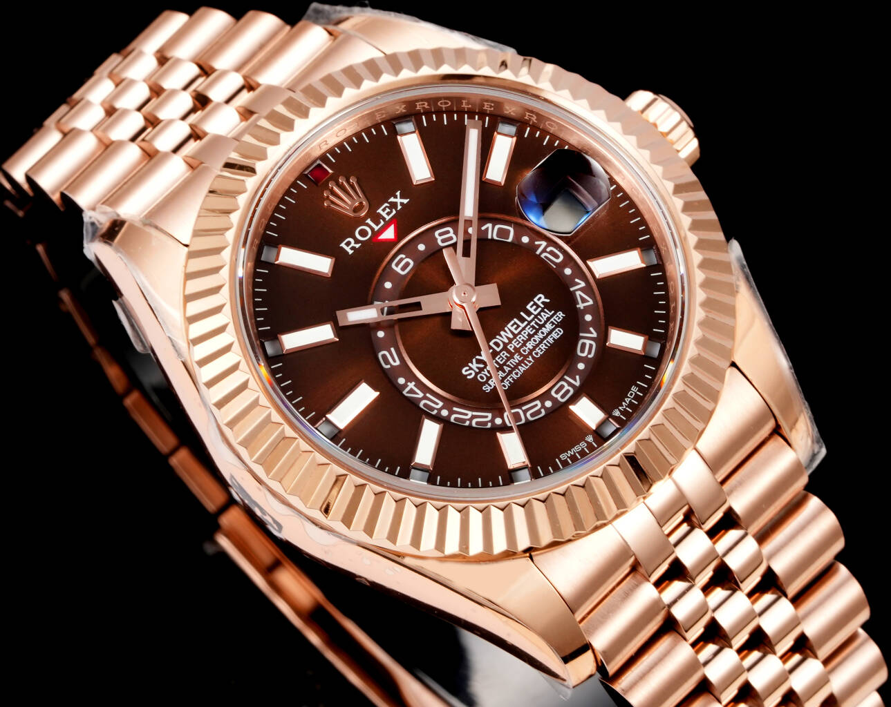 Rolex（劳力士） Style Beige Watches Lookbook Reference image 2