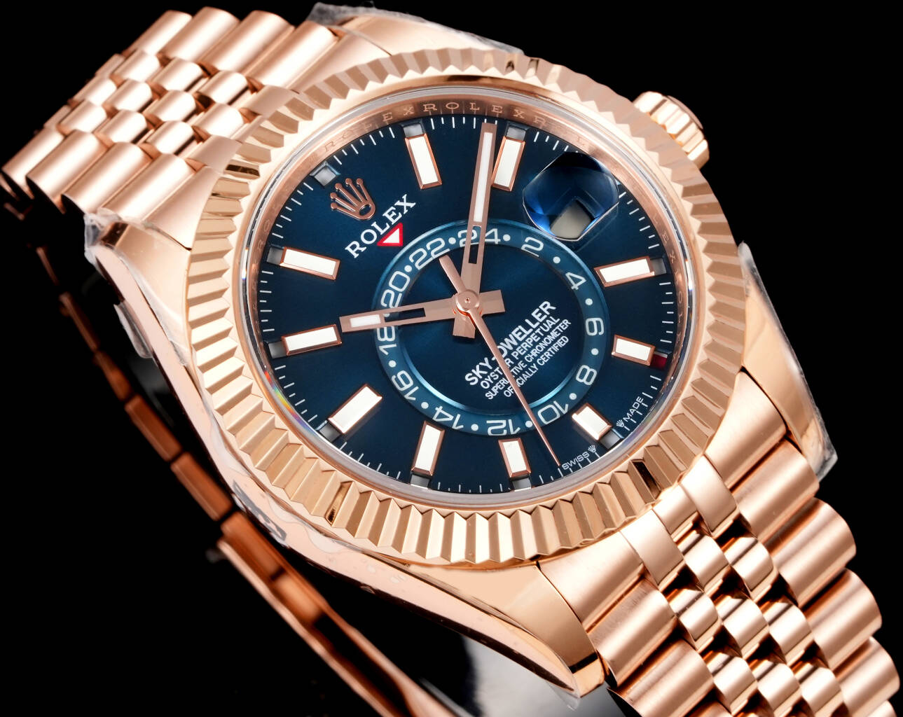 Rolex（劳力士） Style Beige Watches Lookbook Reference image 2