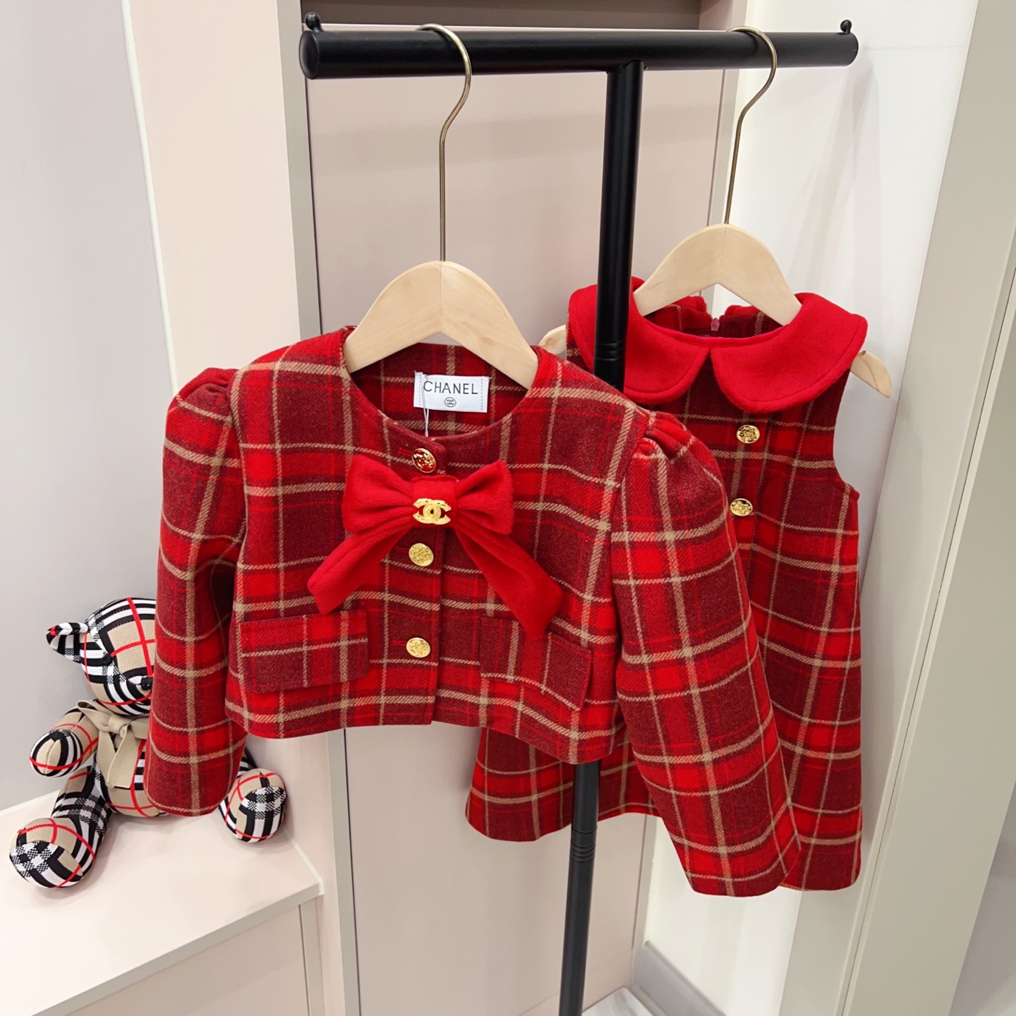 _dsN9s2qXEa5-P_Qt3PFR4MsEtRr0eQlsiJn3zMw