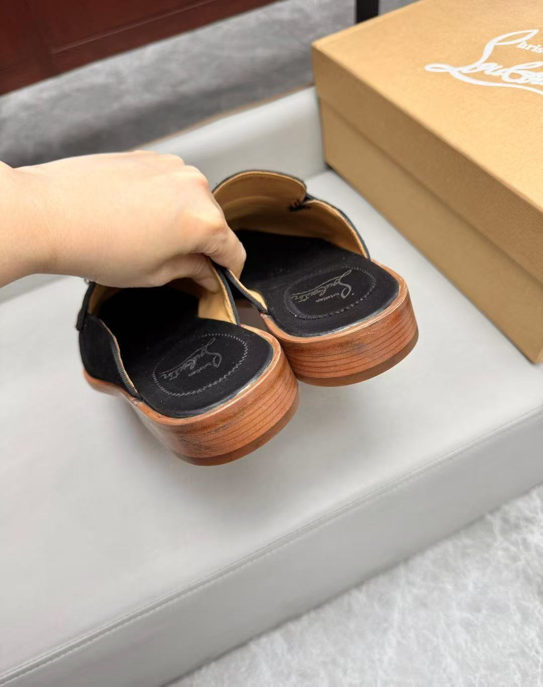 Christian Louboutin Style Leather Men's Shoes Men's Shoes Men's Shoes detail image 5 from source 782760