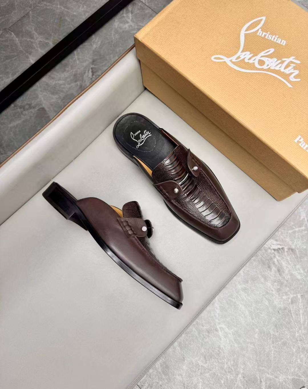 Christian Louboutin（cl男） Style Leather Men's Shoes Lookbook Reference image 2