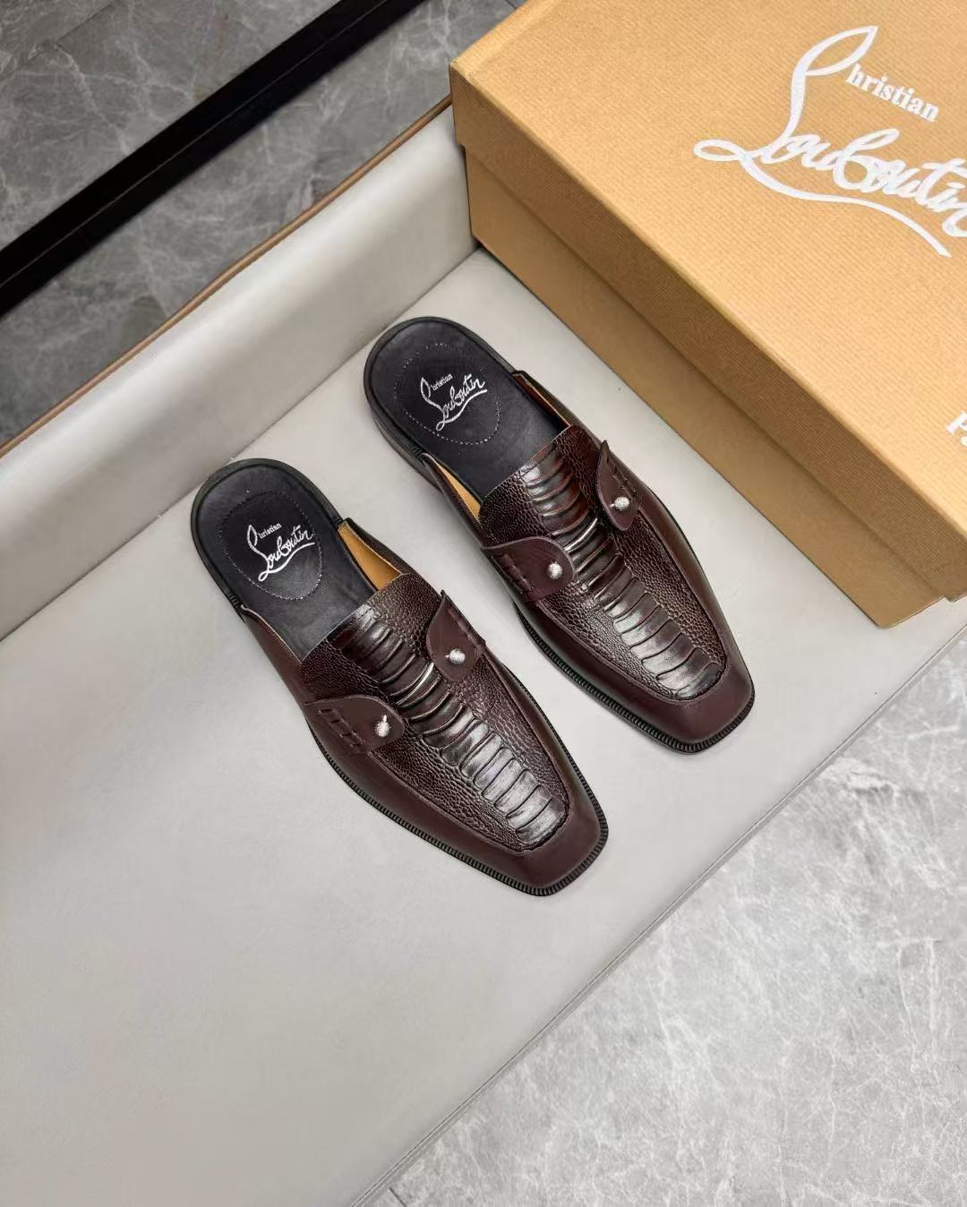 Christian Louboutin（cl男） Style Leather Men's Shoes Lookbook Reference image 1