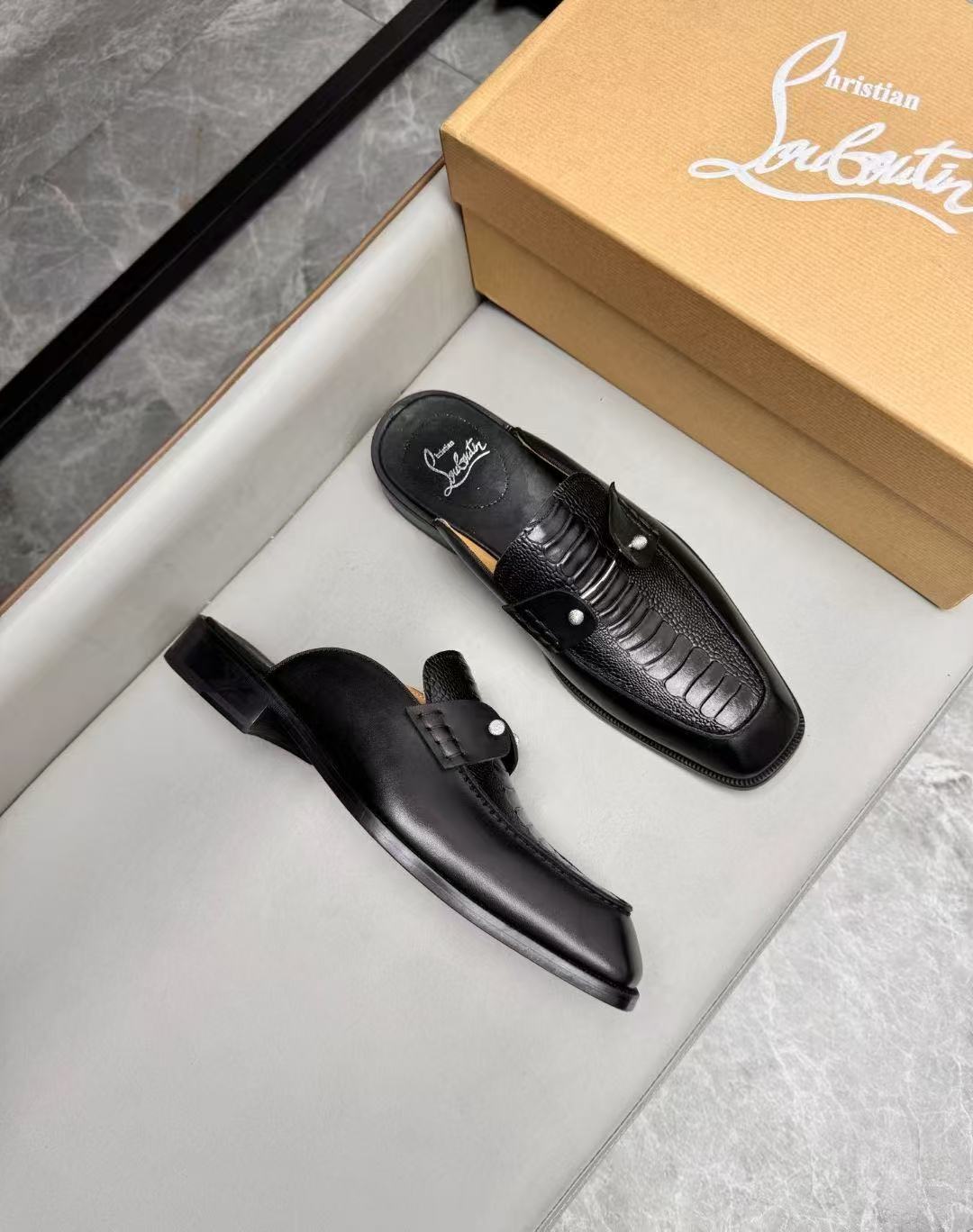 Christian Louboutin（cl男） Style Leather Men's Shoes Lookbook Reference image 2