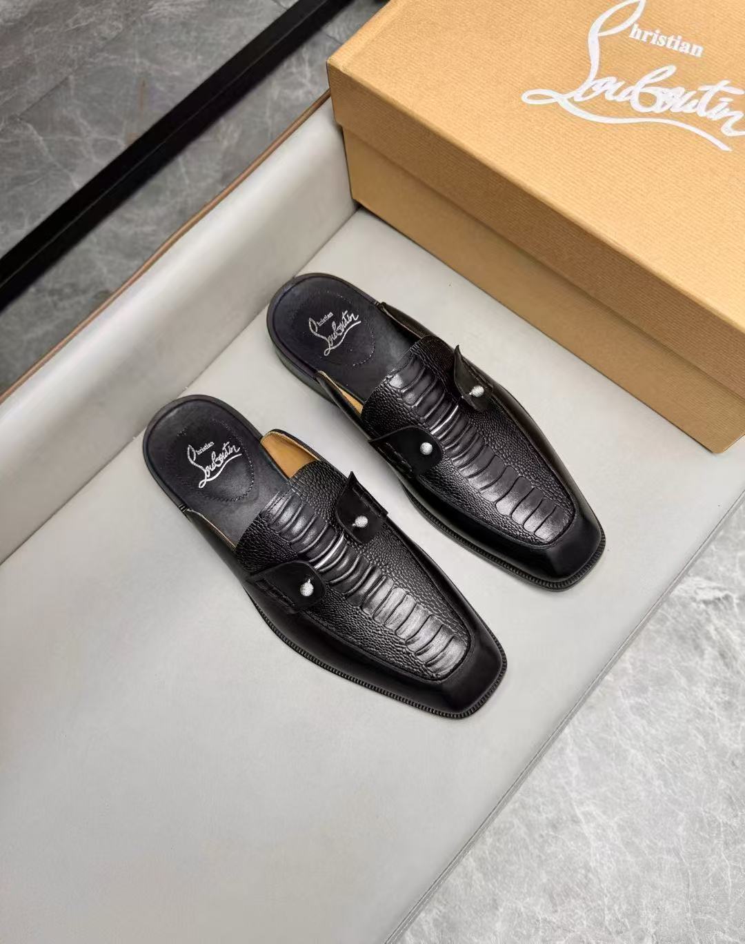Christian Louboutin（cl男） Style Leather Men's Shoes Lookbook Reference image 1