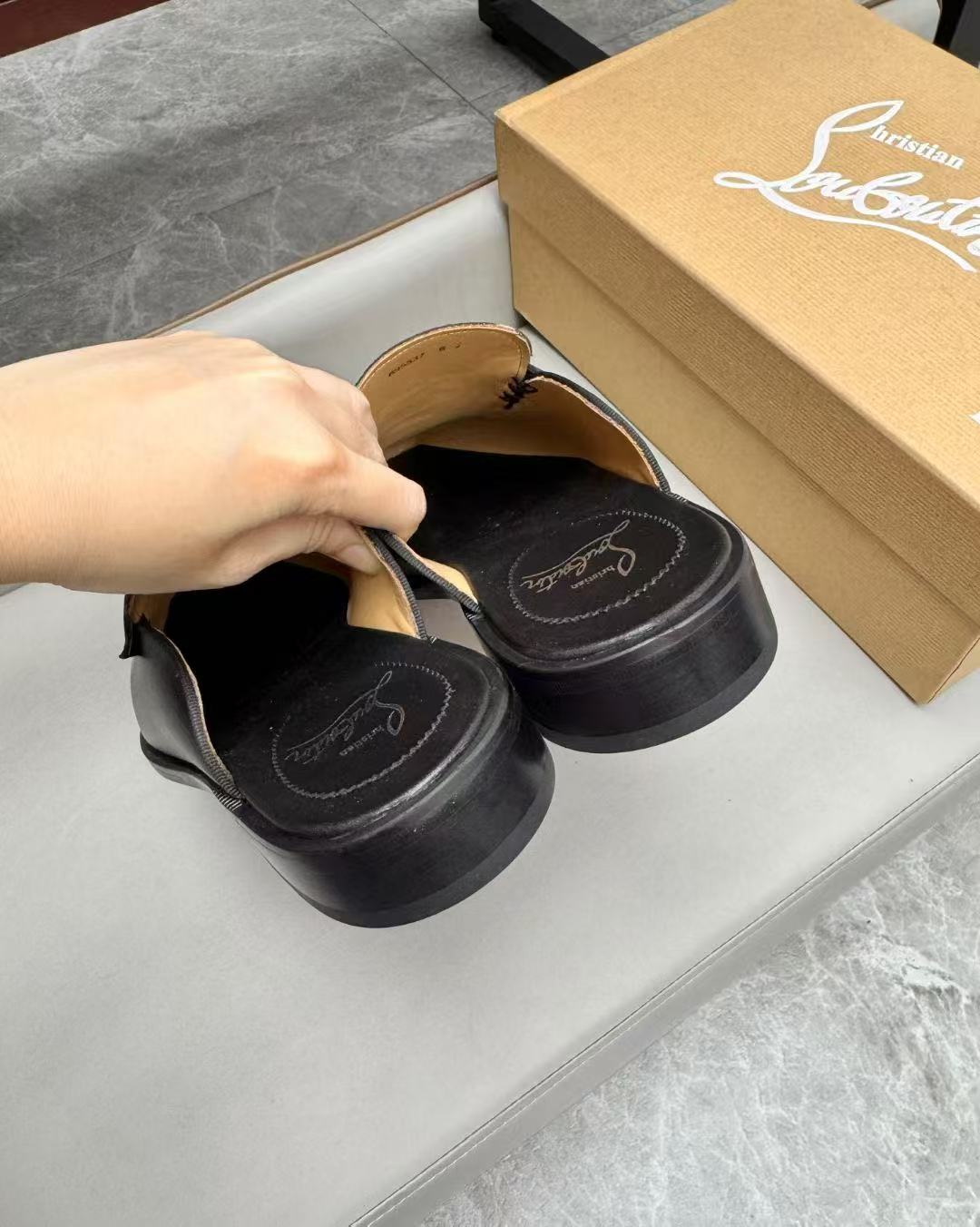 Christian Louboutin Style Leather Men's Shoes Men's Shoes Men's Shoes detail image 5 from source 782756