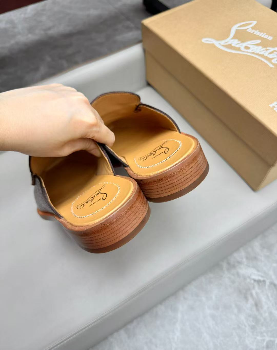 Christian Louboutin Style Leather Men's Shoes Men's Shoes Men's Shoes detail image 5 from source 782754