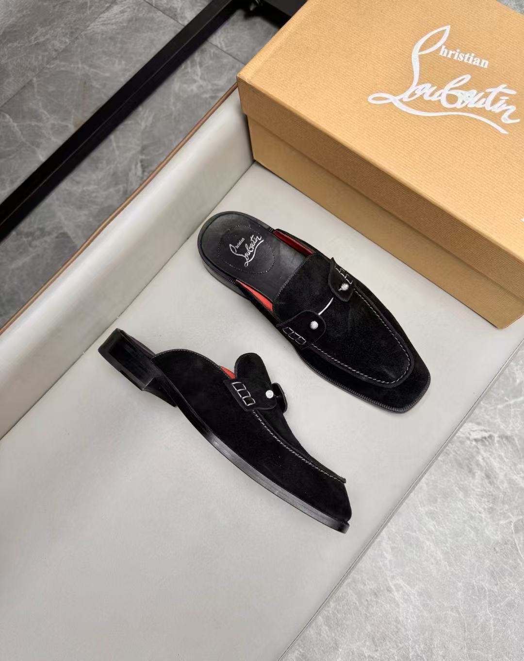 Christian Louboutin（cl男） Style Leather Men's Shoes Lookbook Reference image 2