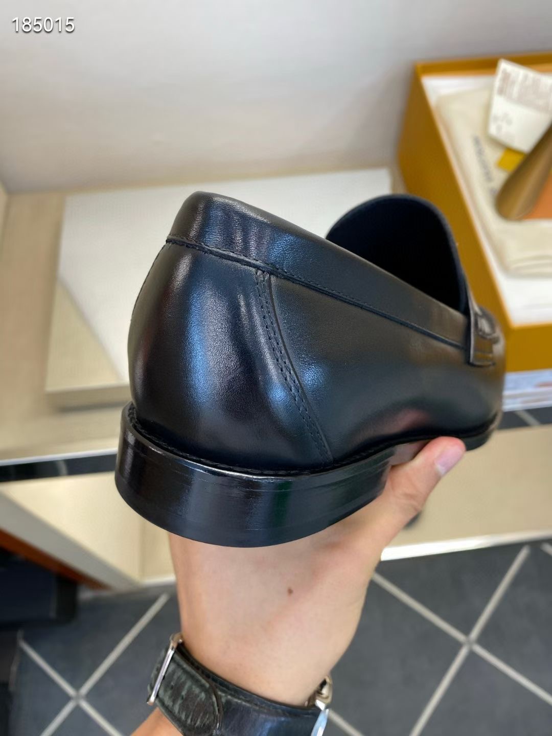 L*V 独家高品 小皮靴 - 高級イタリアンレザー使用