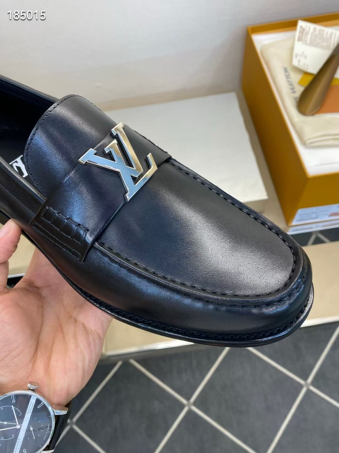 L*V 独家高品 小皮靴 - 高級イタリアンレザー使用