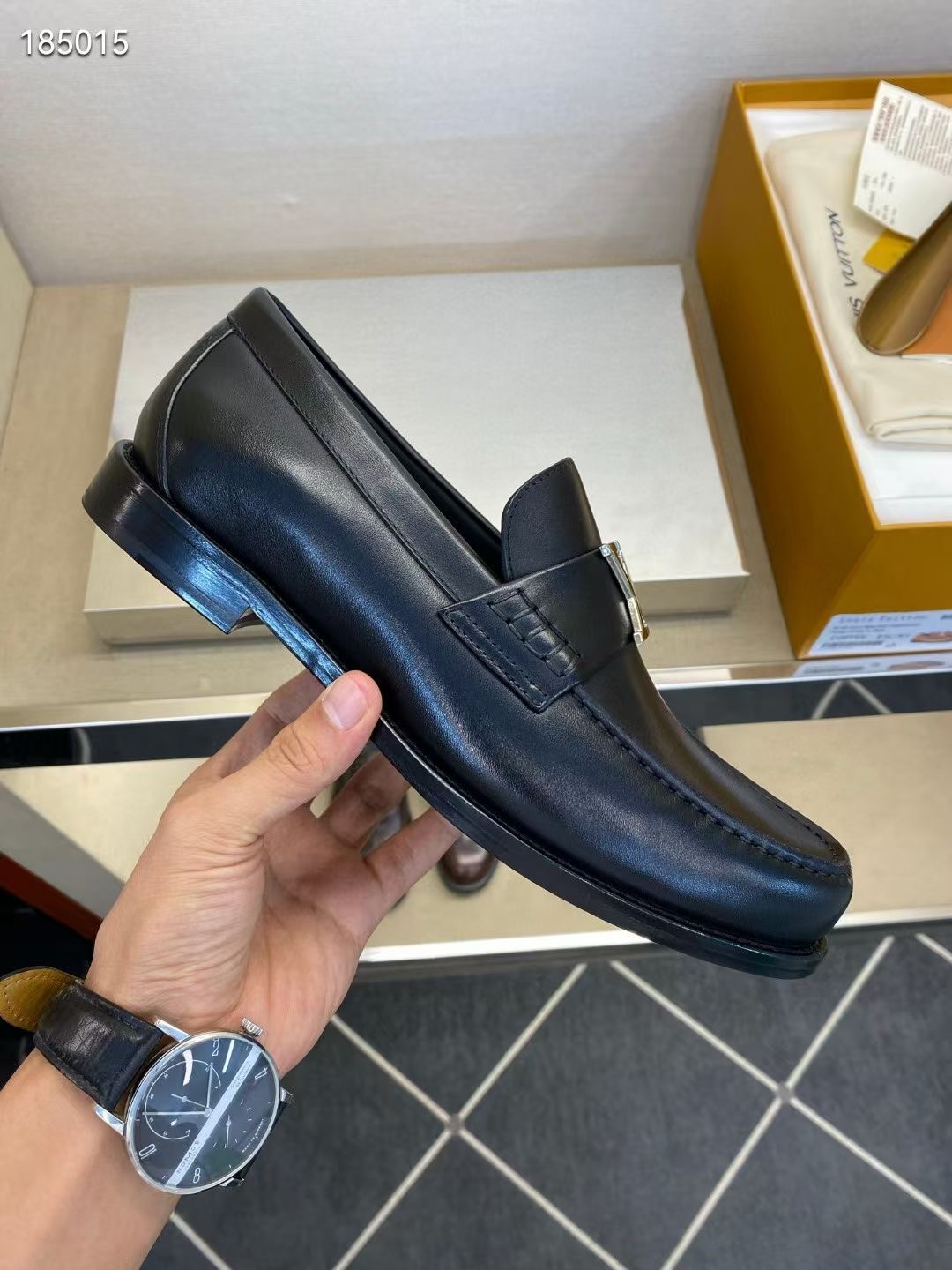 L*V 独家高品 小皮靴 - 高級イタリアンレザー使用