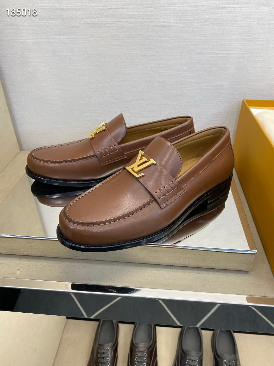 L*V独家高品シューズ - 高品質小牛革の正装靴