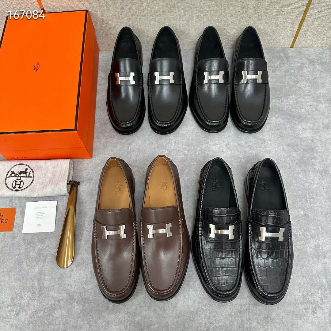 NO:348594,H Home Aima-Shi New Destin Loafers Official price RMB 12.360 New men's loafers on one-piece foot-sleeved loafers leather shoes, can be casual and formal, imported cowhide/litchi pattern/crocodile pattern/upper decoration brand logo, matched with classic H-buckle styling leather patch to embellish the upper, exquisite hand-stitching, workmanship details comparable to the counter, water-dyed cowhide, sweat-absorbing and odor-proof, original genuine leather outsole composite rubber bottom, excellent grip performance, standard leather shoes size 39~44# (customized for 38.45.46),, hermes,loafers,cowhide,Leather soles19860909H家 爱马-仕 新品Destin乐福鞋 官方售价RMB 12.360 新款男士便鞋上一脚蹬套脚乐福鞋皮鞋 可休闲可正装 采用进口牛皮/荔枝纹/鳄鱼纹/鞋面饰品牌标识 搭配经典H扣造型皮贴点缀鞋面 精致手工缝线 做工细节堪比专柜 水染牛皮内里 吸汗防臭 原版真皮大底复合橡胶底片 抓地性能极好 标准皮鞋码数39～44#（38.45.46定做）,,hermes,loafers,cowhide,Leather soles,Men's shoes