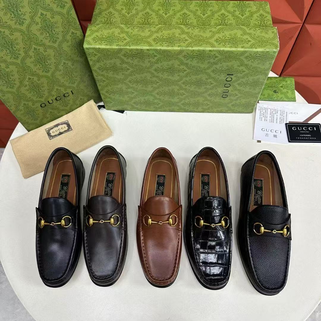 GUCCI 男士馬衔扣乐福鞋 - 高級感溢れるデザインと快適性