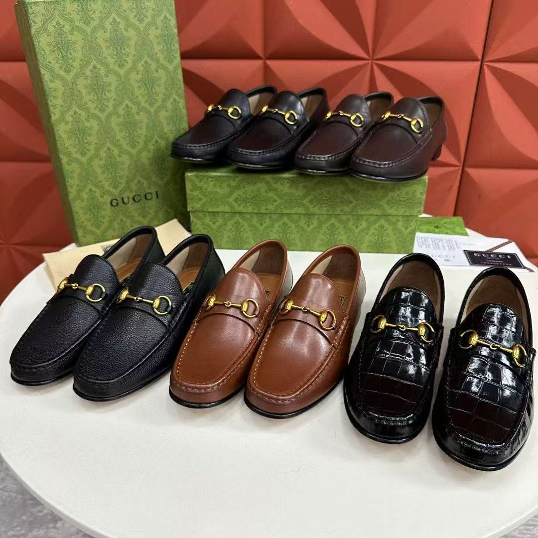 GUCCI 男士馬衔扣乐福鞋 - 高級感溢れるデザインと快適性