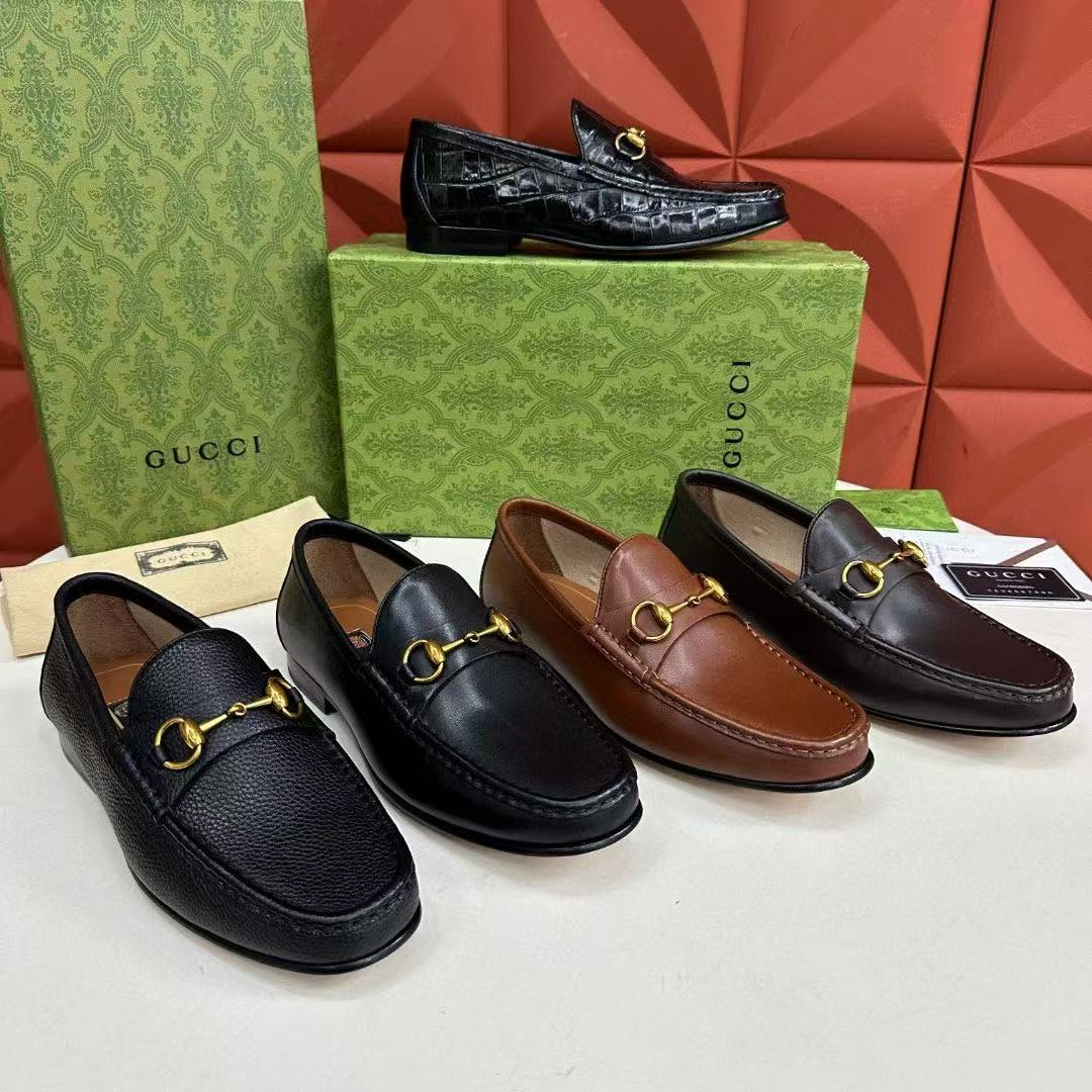GUCCI 男士馬衔扣乐福鞋 - 高級感溢れるデザインと快適性