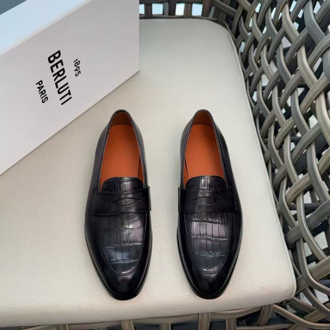 NO:889104,.Berlut* new men's handmade formal leather shoes | Channel boutique | Selection of high-quality imported calfskin embryos for coloring | Calfskin upper | Cold bonding process | Simple and elegant | Leather sole and rubber combination outsole with excellent anti-slip effect | The toe copper buckle is very artistic | Original customized packaging for sale Size39-44 (customized at 38.45.46),,cowhide19860909.Berlut*新款男士手工正装皮鞋 ｜渠道精品｜甄选优质进口小牛皮胚擦色｜小牛皮鞋面｜冷粘工艺｜古朴大气｜真皮琴底橡胶组合大底防滑效果极好｜鞋尖铜扣很有艺术韵味｜原版定制包装发售 Size39-44（38.45.46定做）,,cowhide,Men's shoes