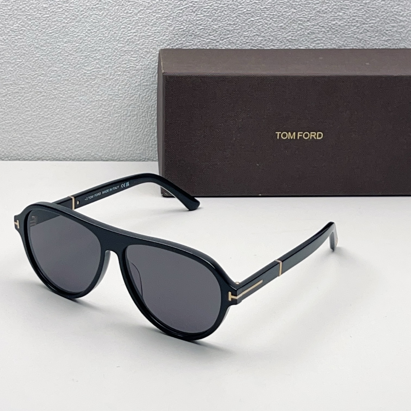 TOM FORD солнцезащитные очки из ацетата в стиле авиатор TF1080