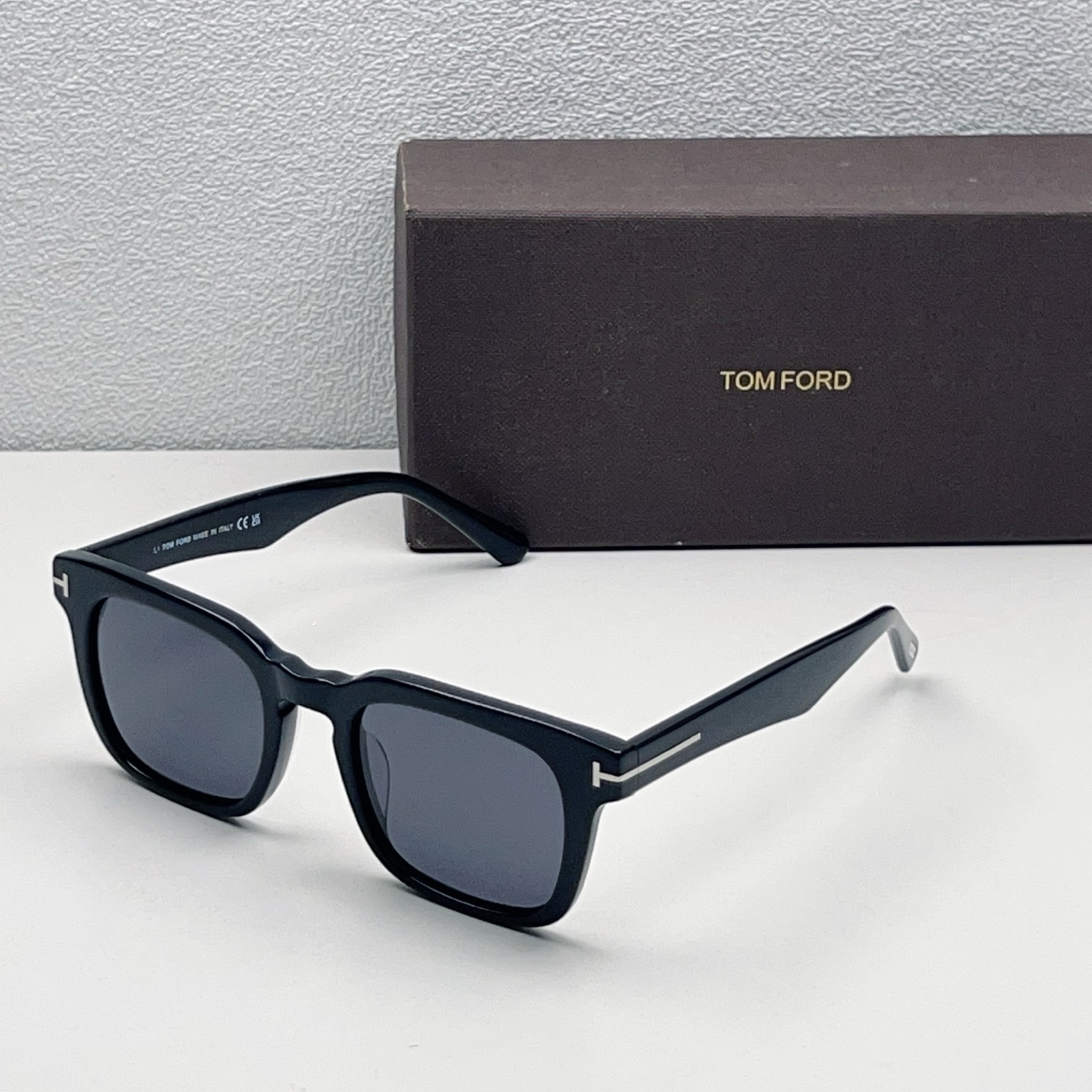 Солнцезащитные очки TOM FORD из ацетата, квадратные