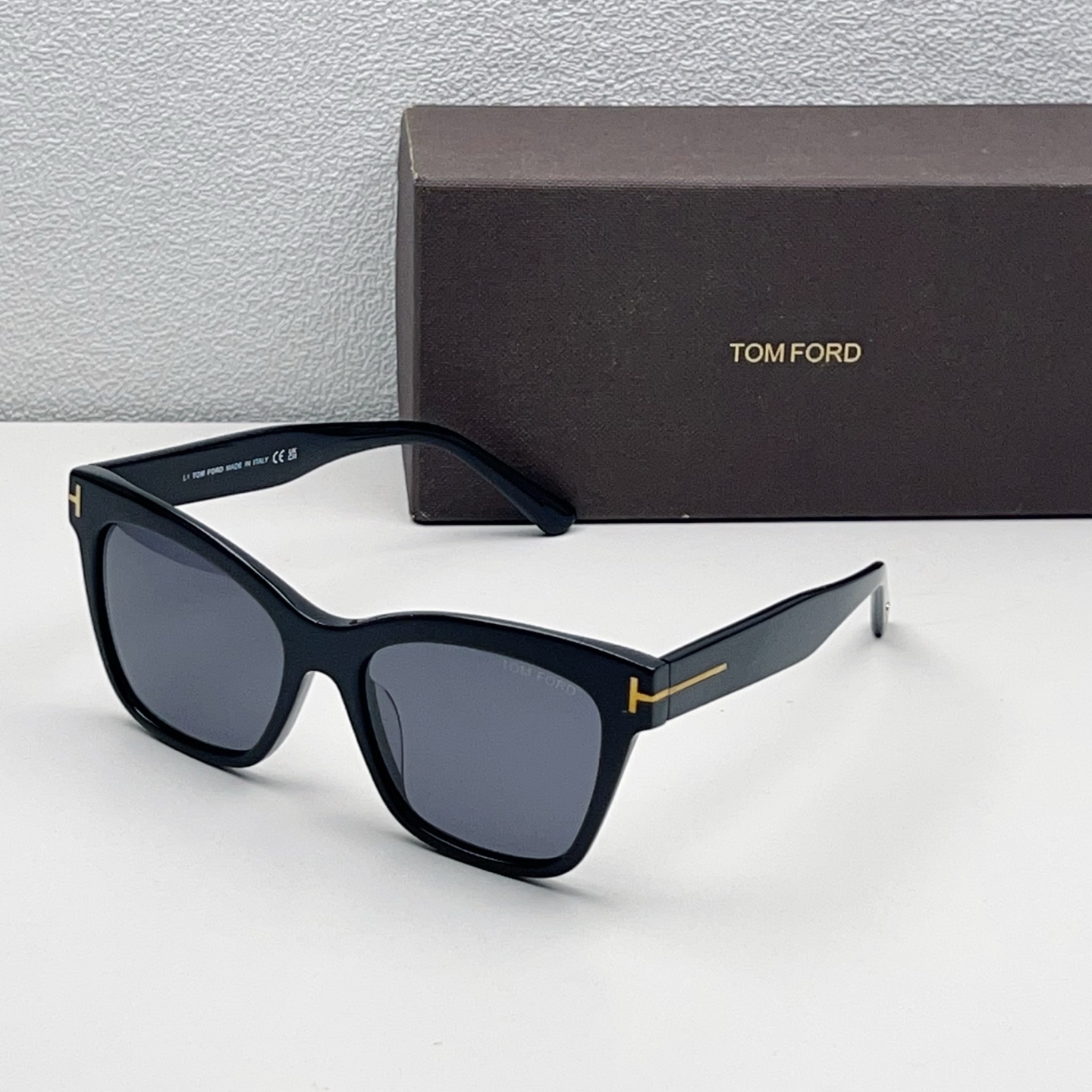 Солнцезащитные очки TOM FORD FT1217 из ацетата, квадратные