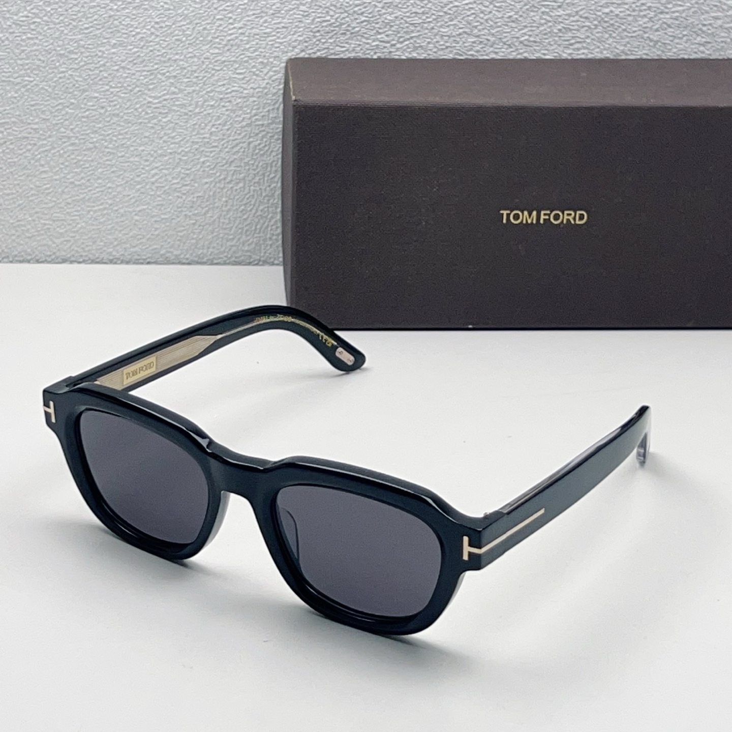 TOM FORD Sunglasses Acetate Black Square