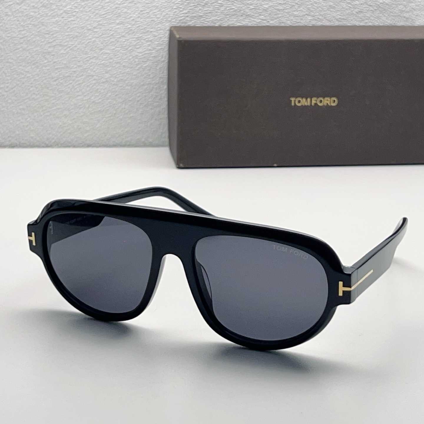 TOM FORD Sunglasses Acetate Black Aviator