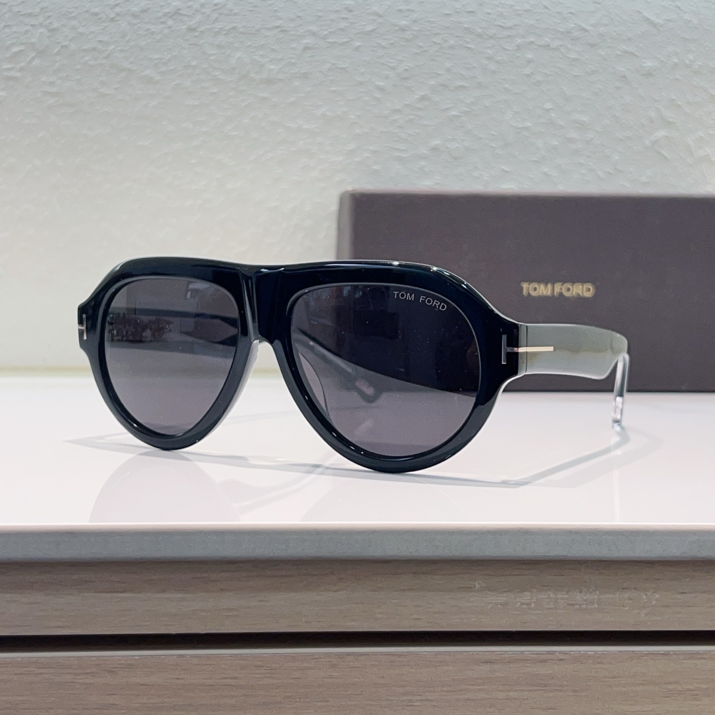 TOM FORD Sunglasses Acetate Black Round Frame