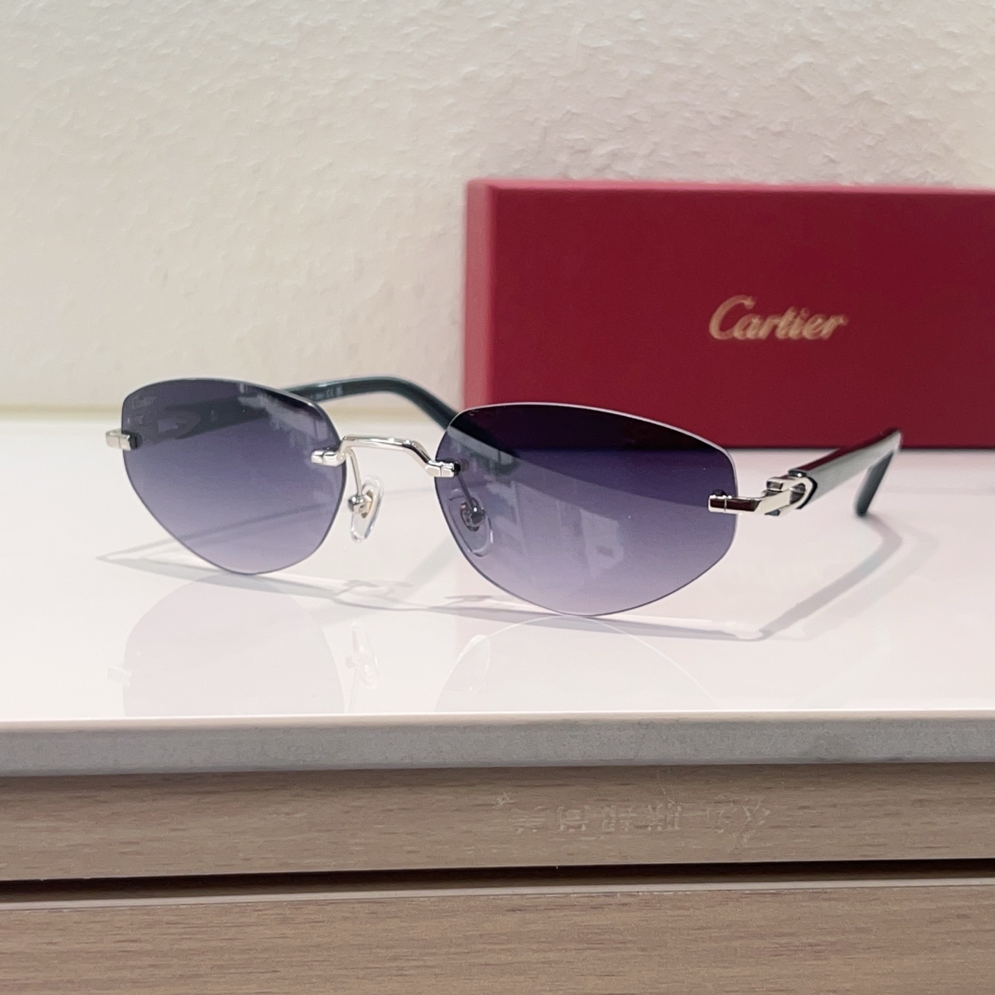 Cartier солнцезащитные очки без оправы металлические с фиолетовыми линзами