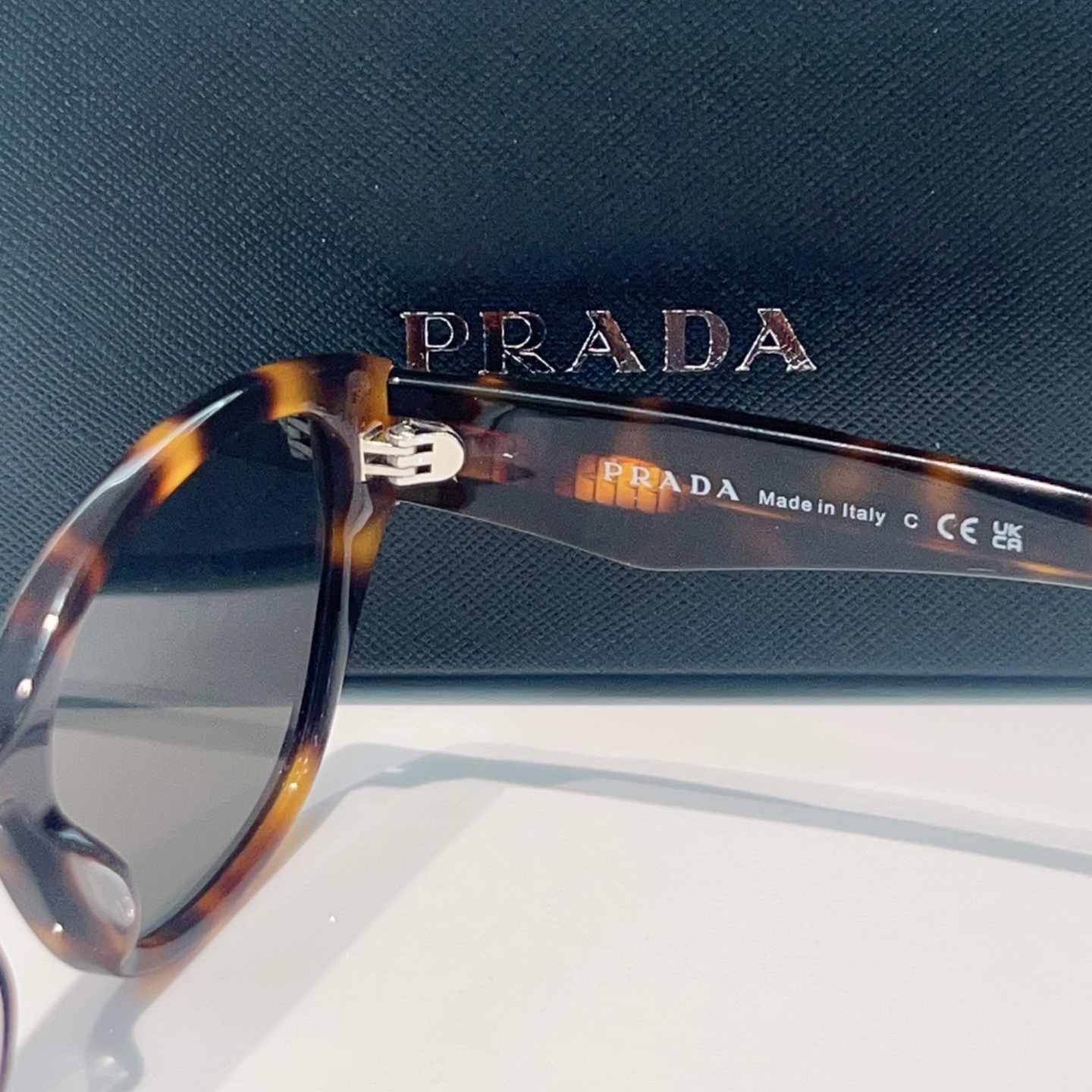 Prada PRAD* MODEL: VPR 21ZV SIZE：54口18-145
