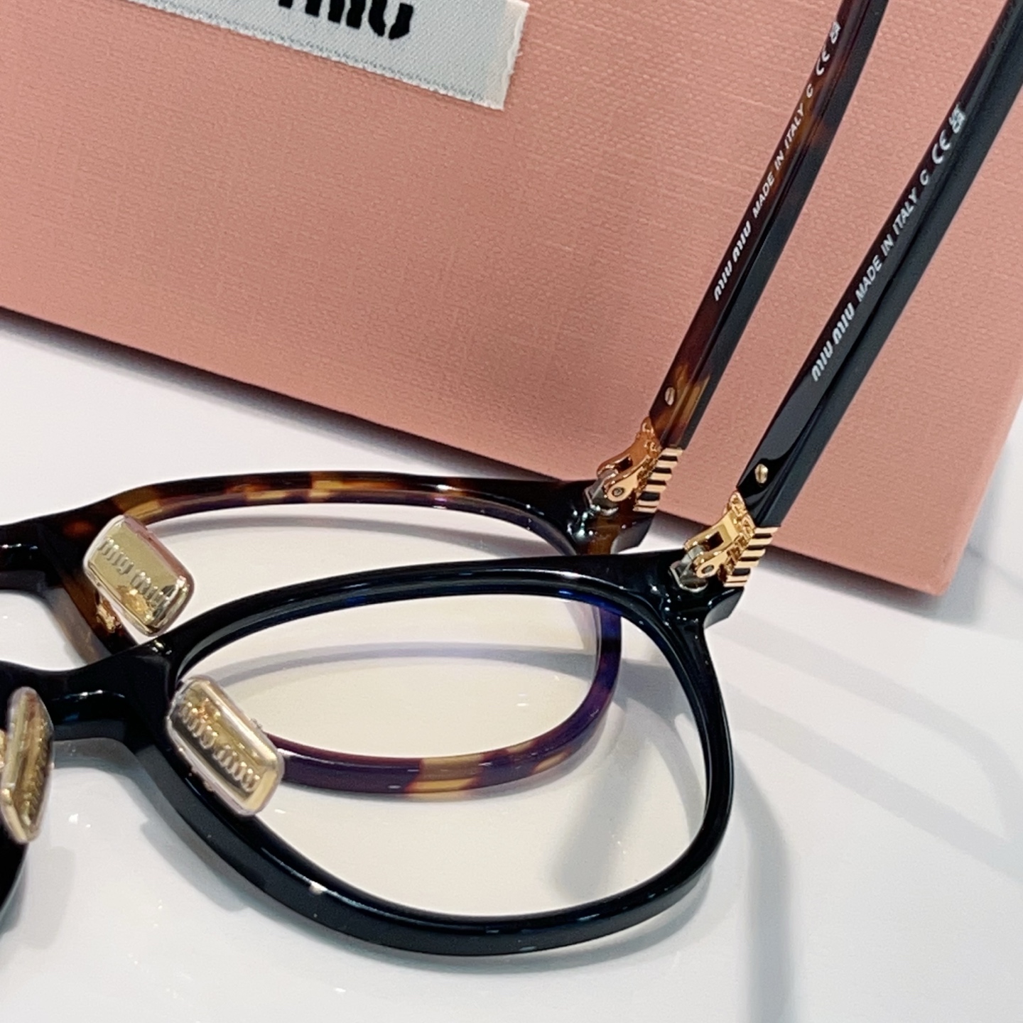 Miu Miu MIU M* VMU 05W-F